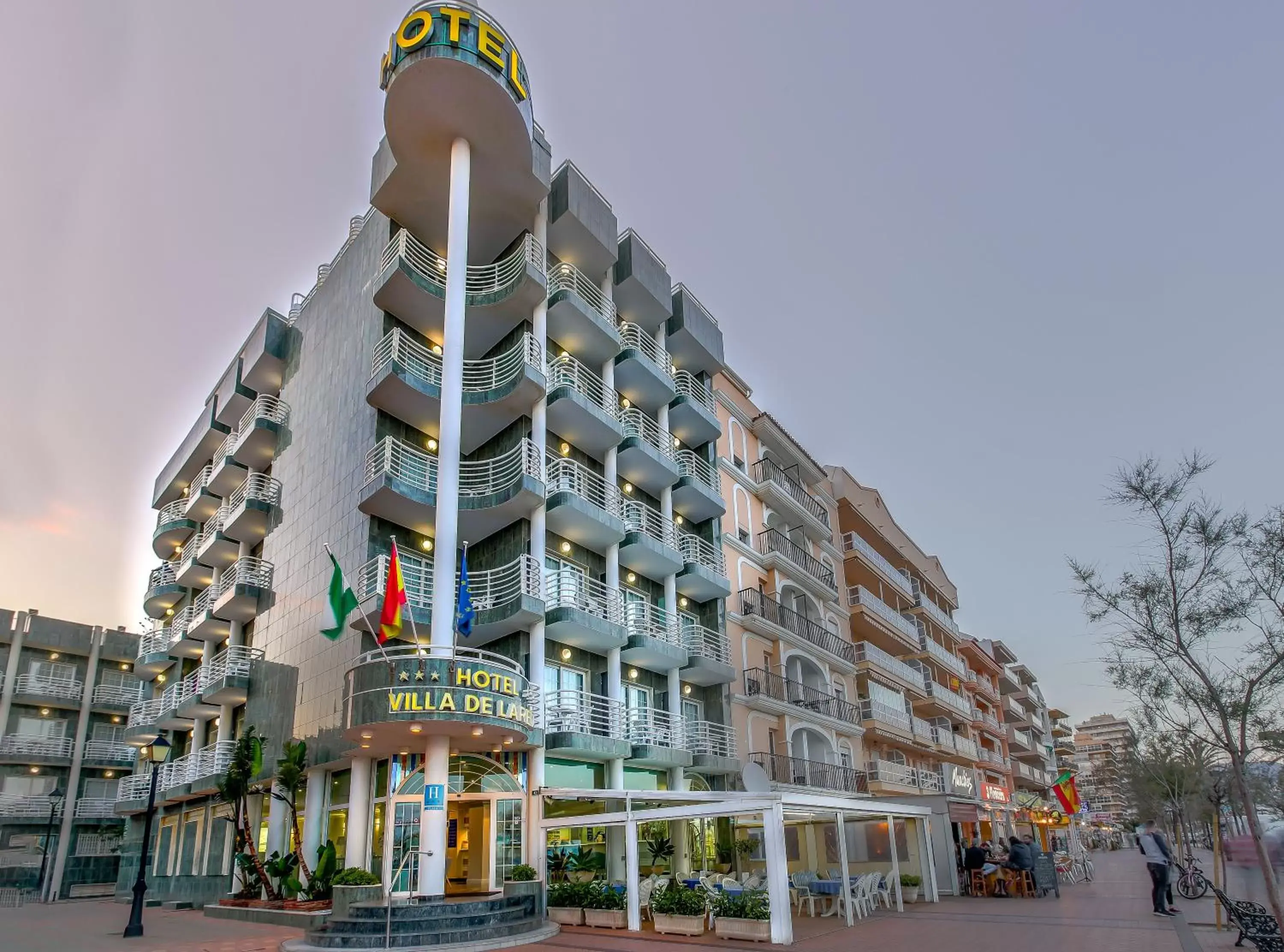 Facade/entrance, Property Building in Hotel Villa de Laredo