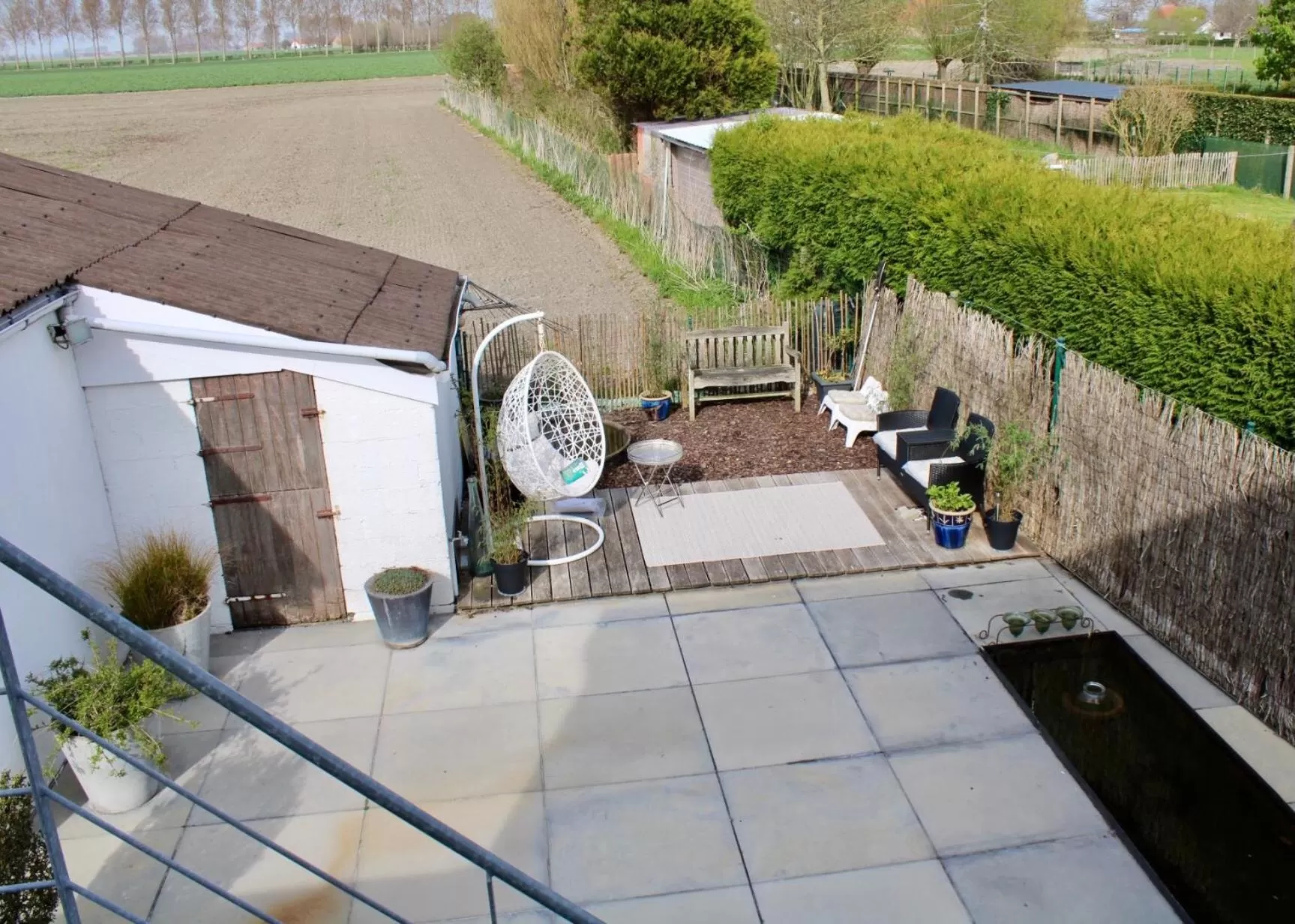 Property building in Studio Art-hill