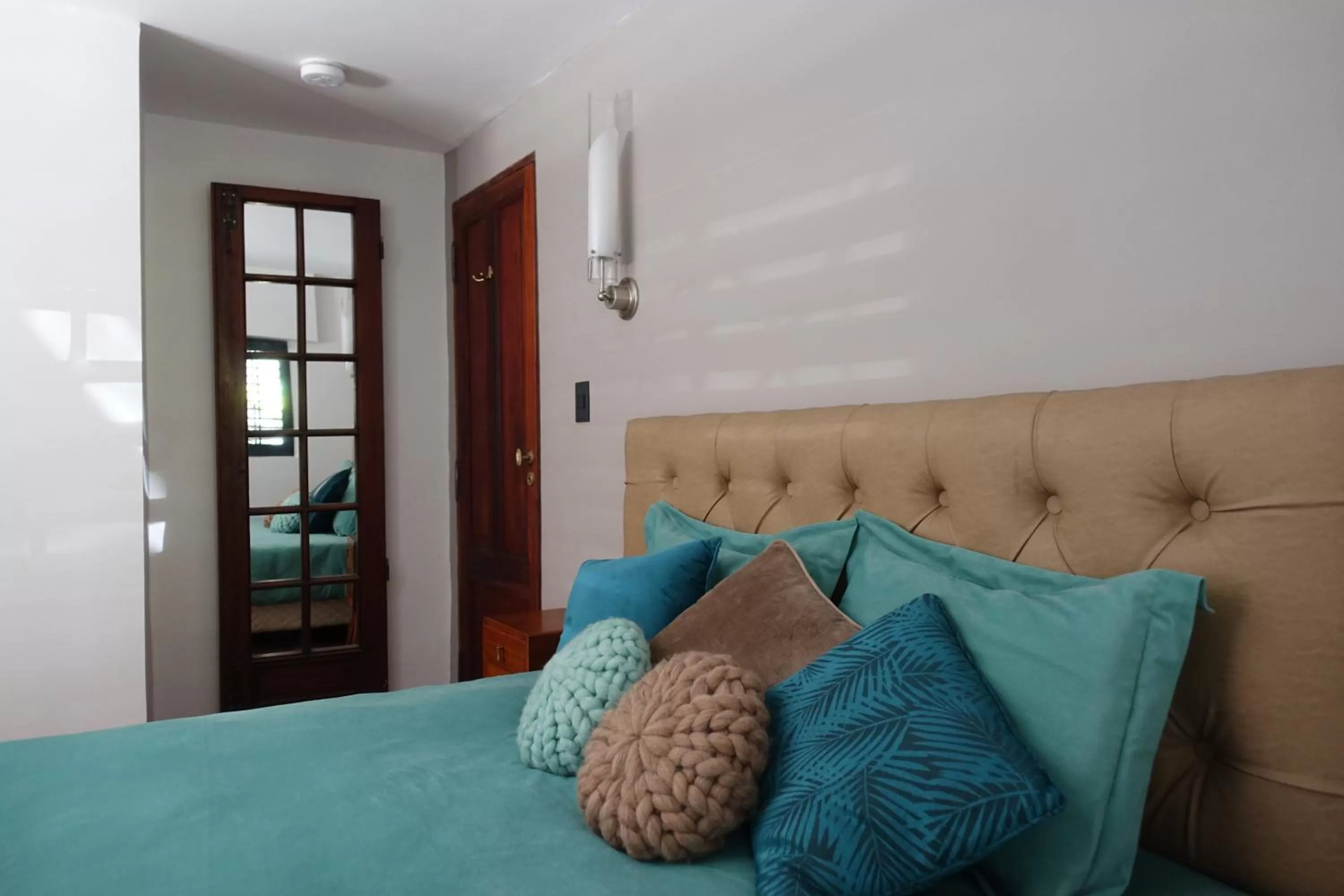 Decorative detail, Bed in Le Petit Palais