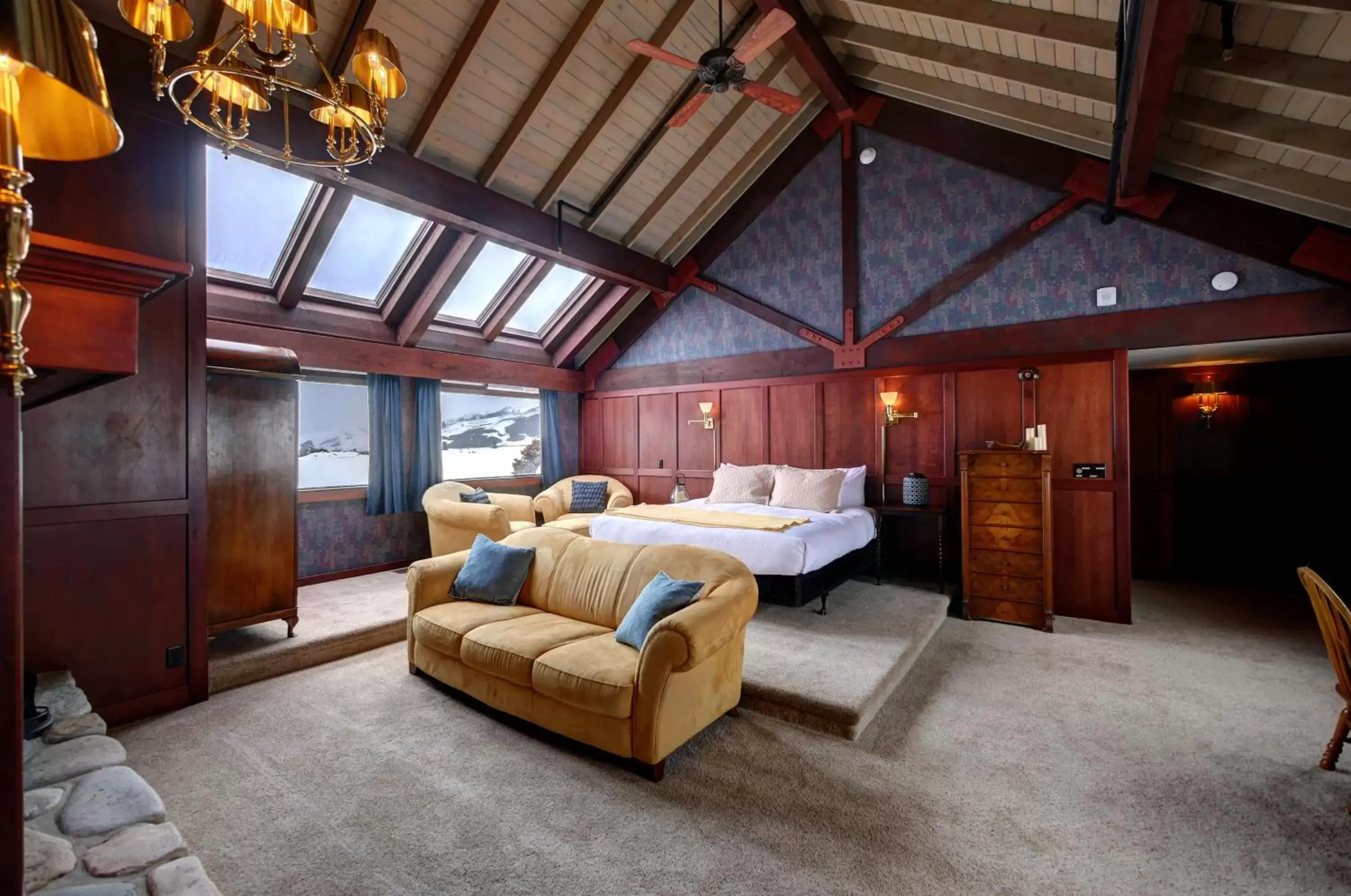 Seating area, Bed in Casia Lodge and Ranch Seating area, Bed in Casia Lodge and Ranch