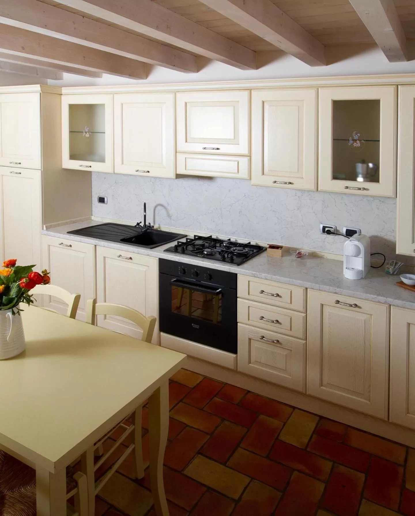 Kitchen/Kitchenette in B&B Sovenigo