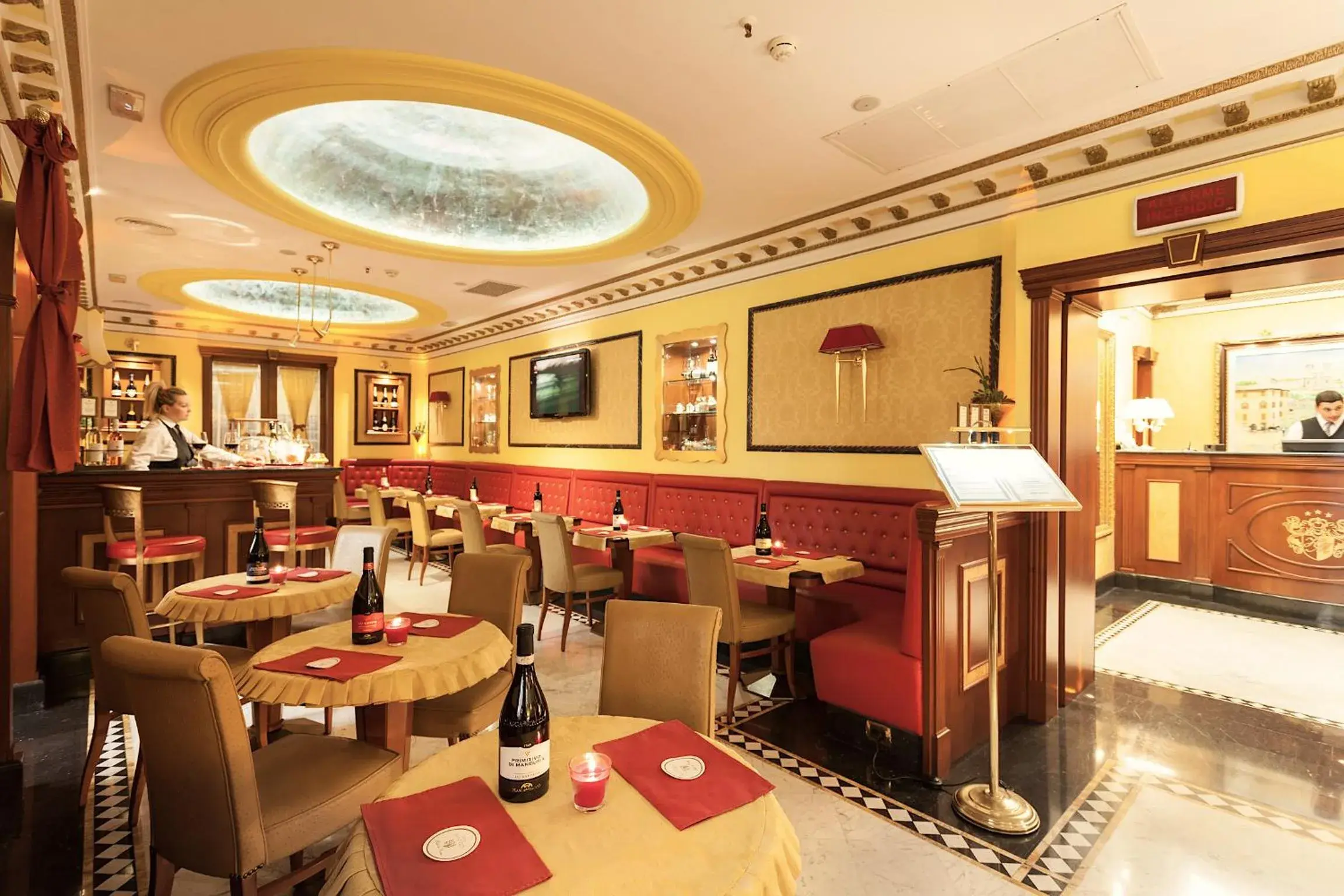 Lounge or bar in Hotel Manfredi Suite In Rome Lounge or bar in Hotel Manfredi Suite In Rome