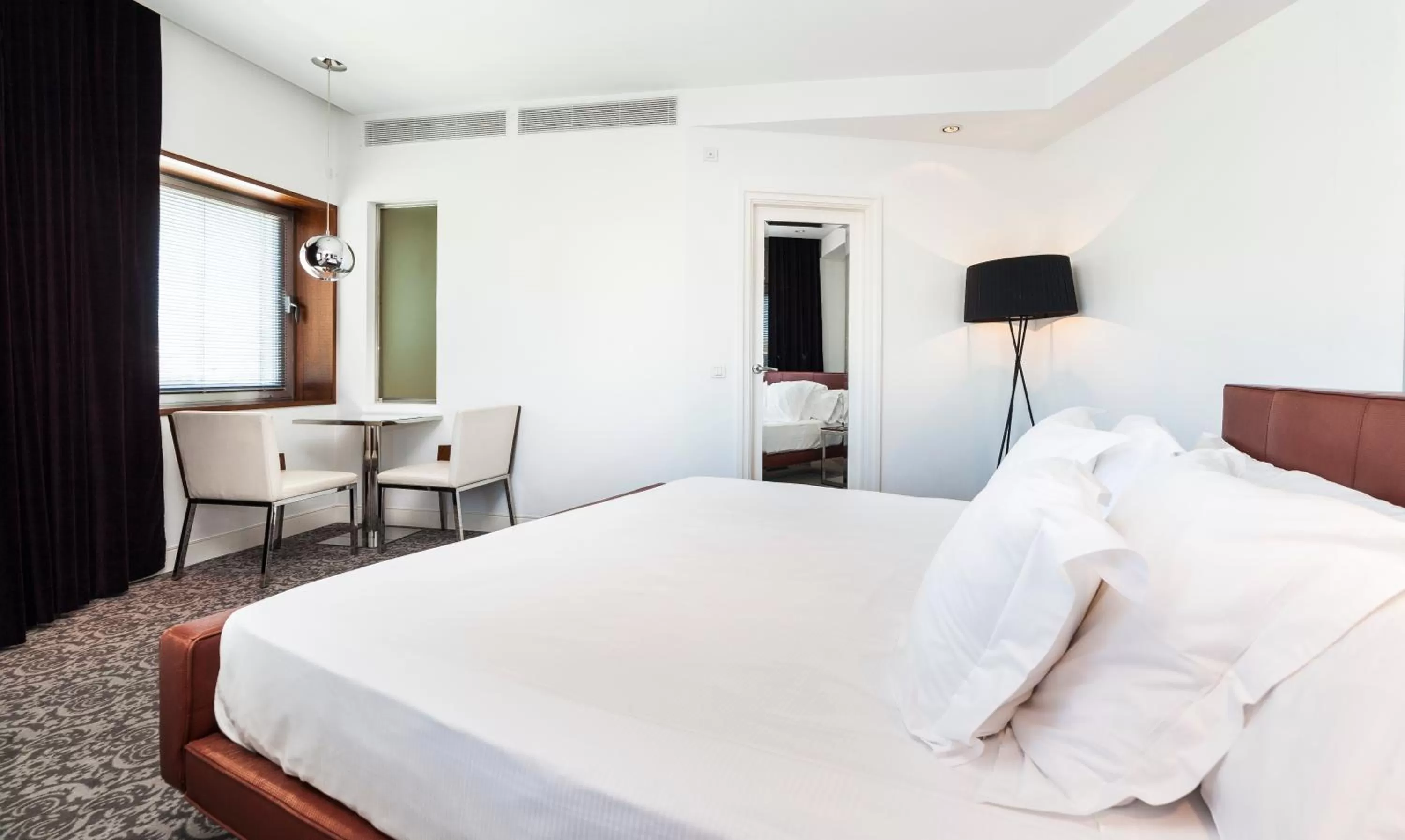 Photo of the whole room in Palacio Avenida