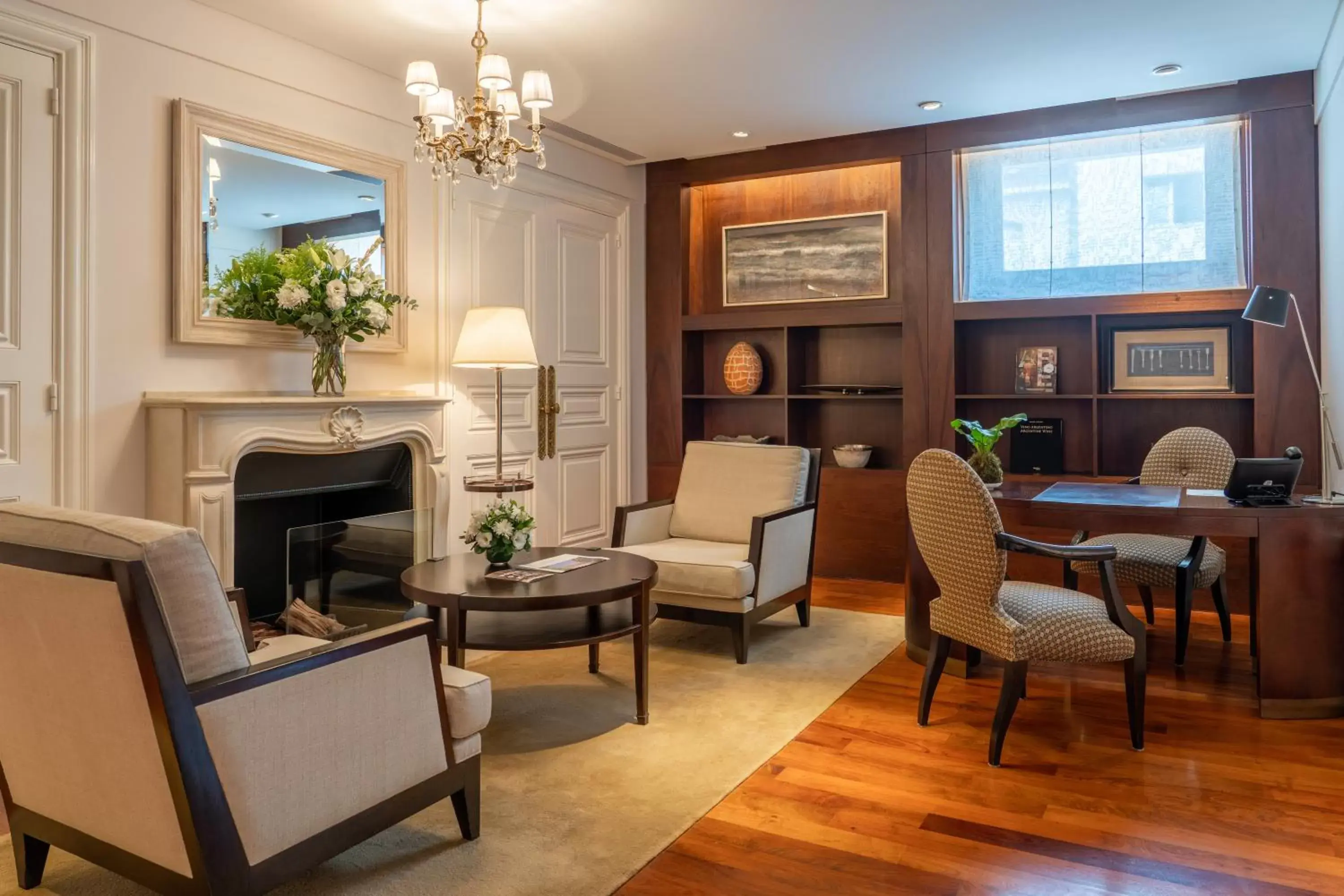 Living room, Seating Area in Palacio Duhau - Park Hyatt Buenos Aires