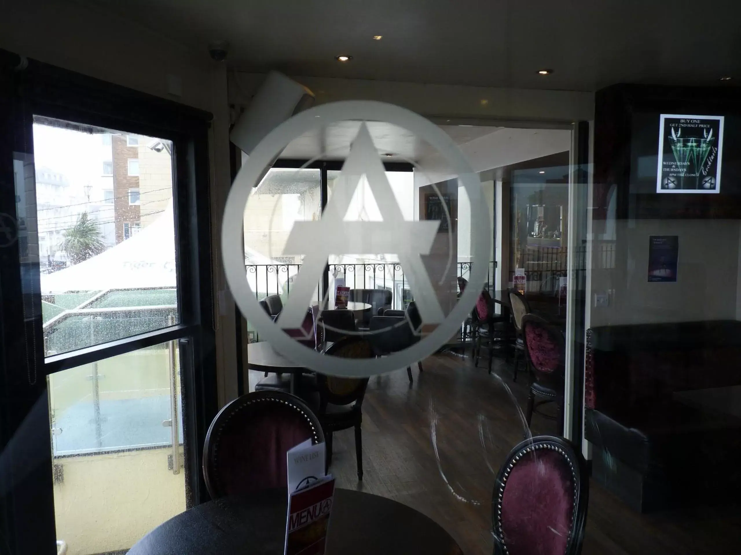 Restaurant/places to eat, Lounge/Bar in Amsterdam Hotel Brighton Seafront