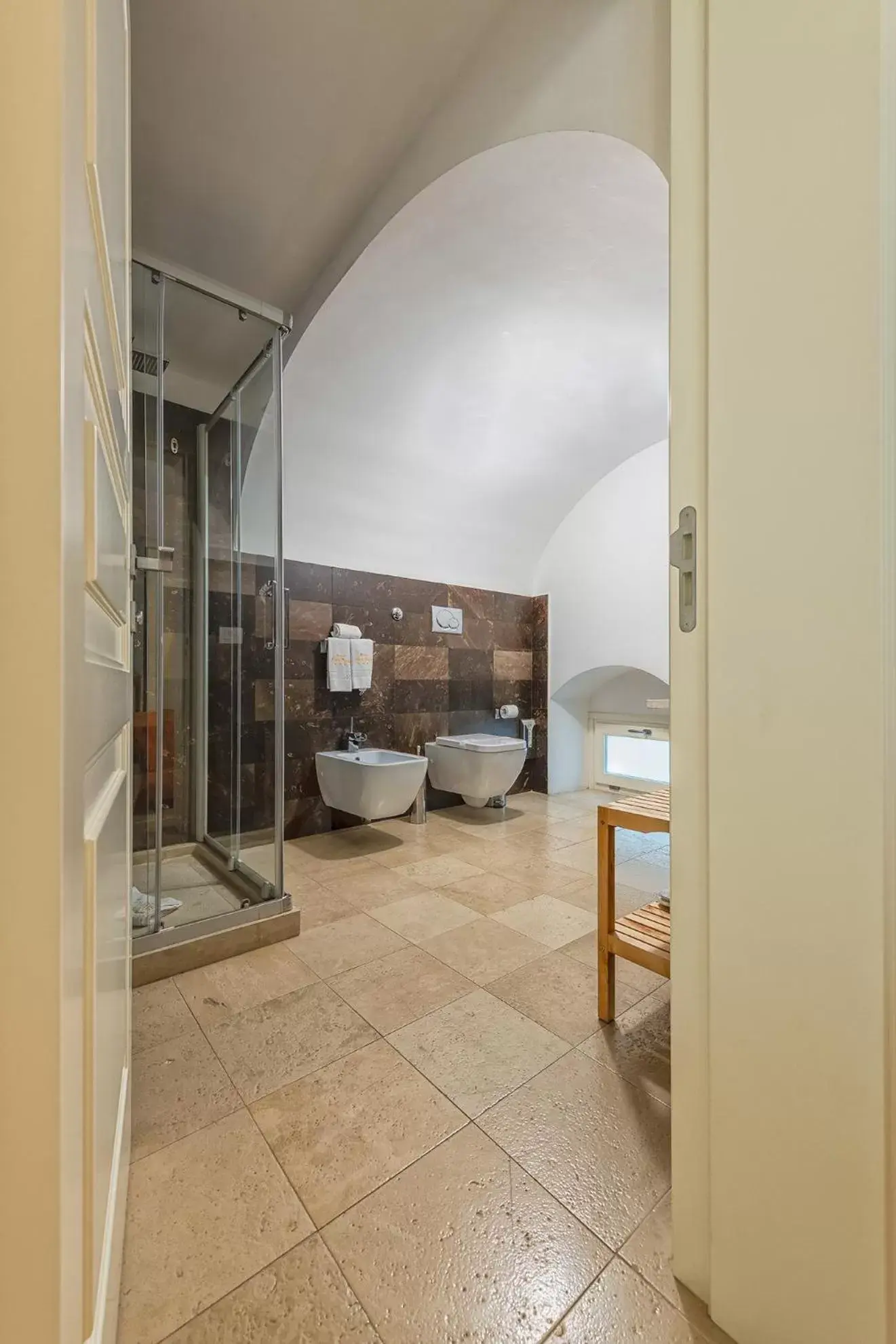 Bathroom in Hotel Porta Reale