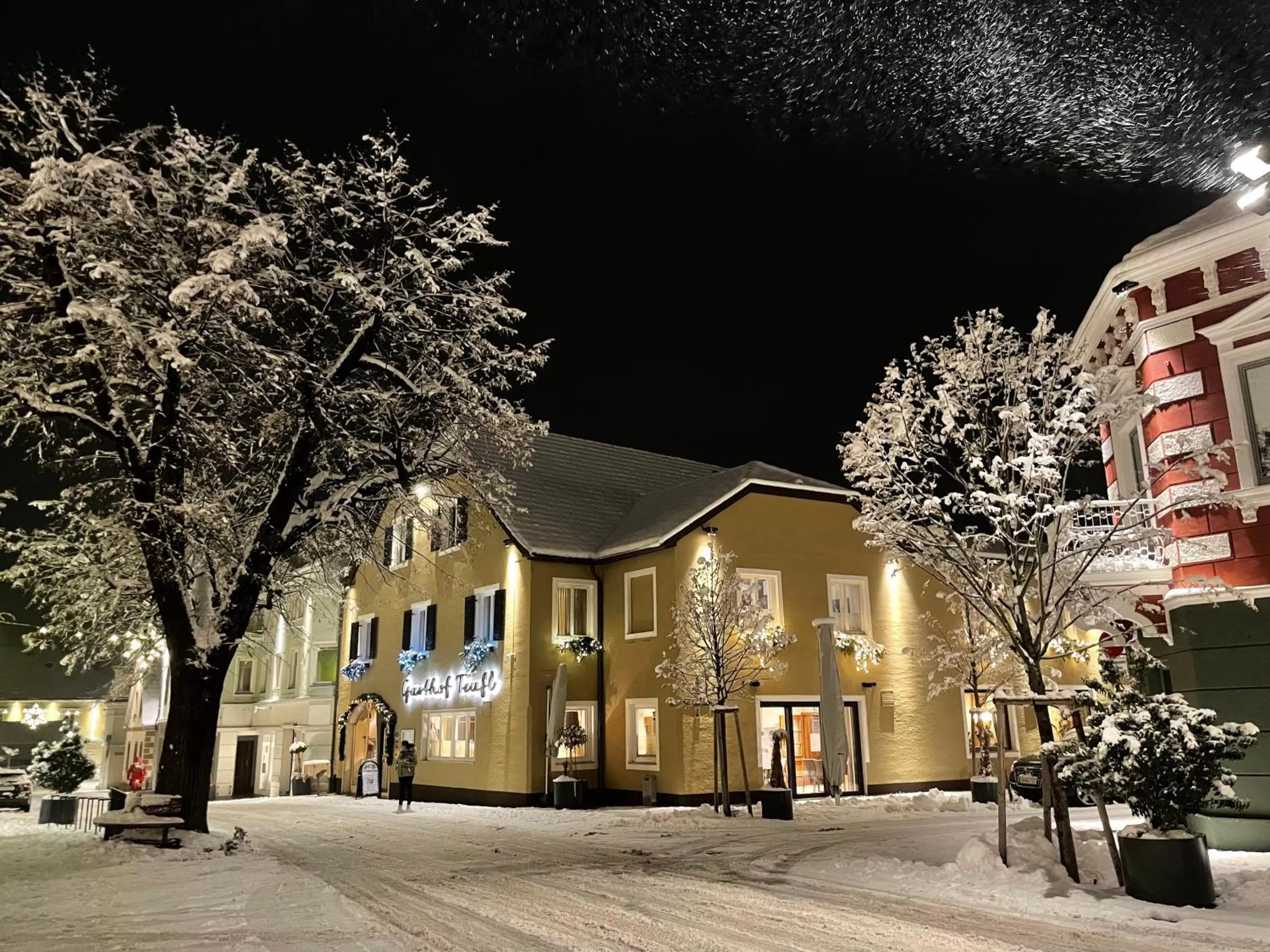 Property building in Gasthof Teufl