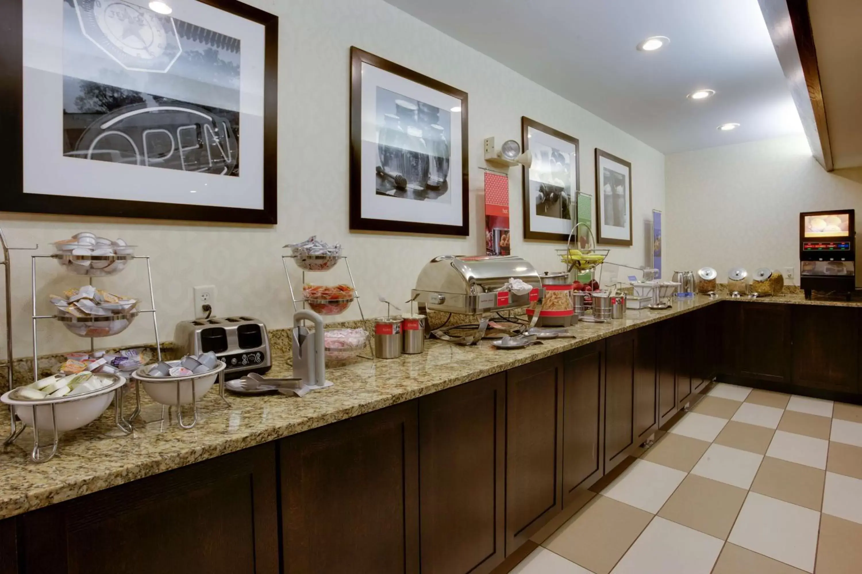 Dining area, Restaurant/Places to Eat in Hampton Inn Gettysburg