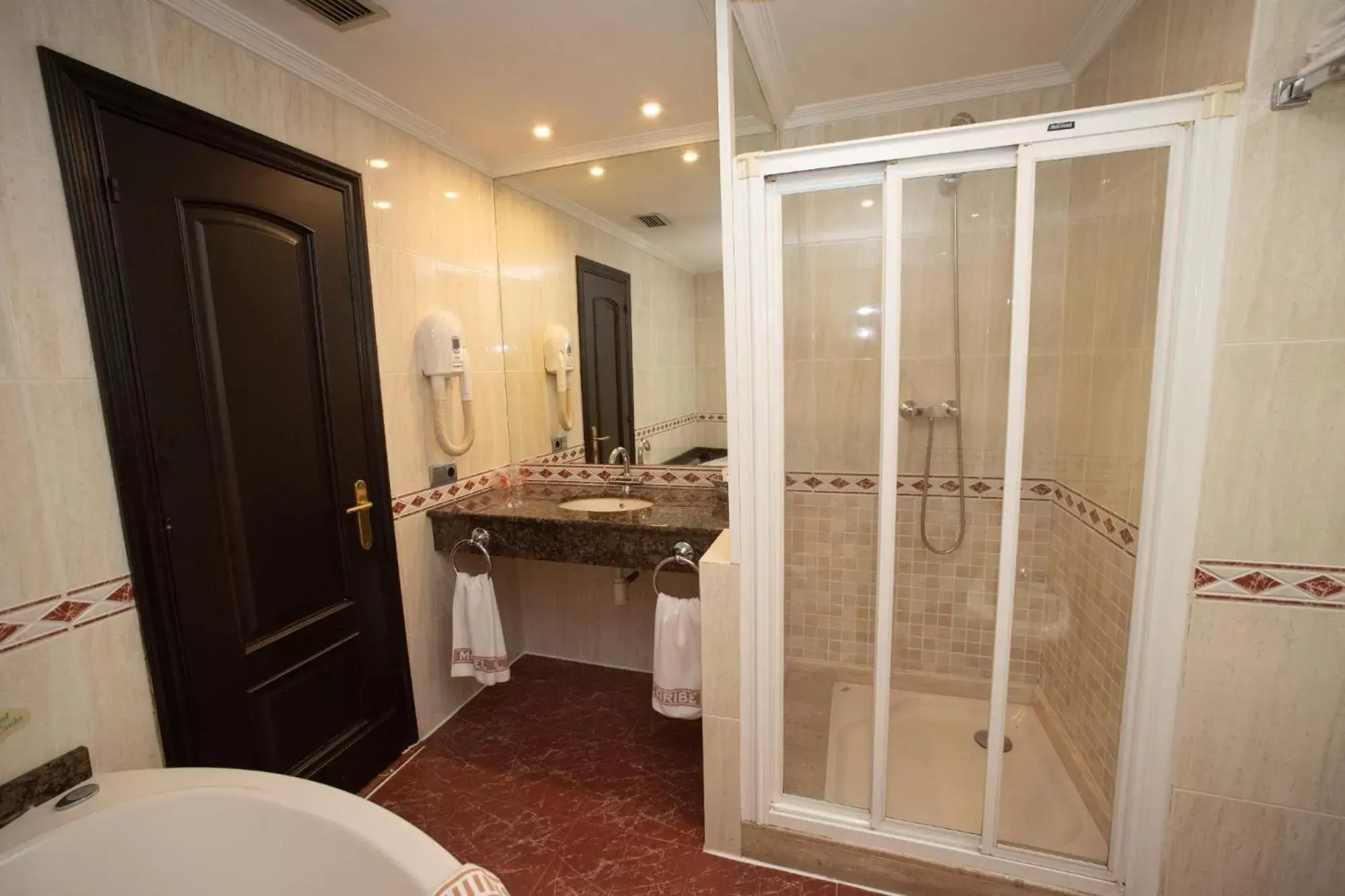 Bathroom in Motel Caribe