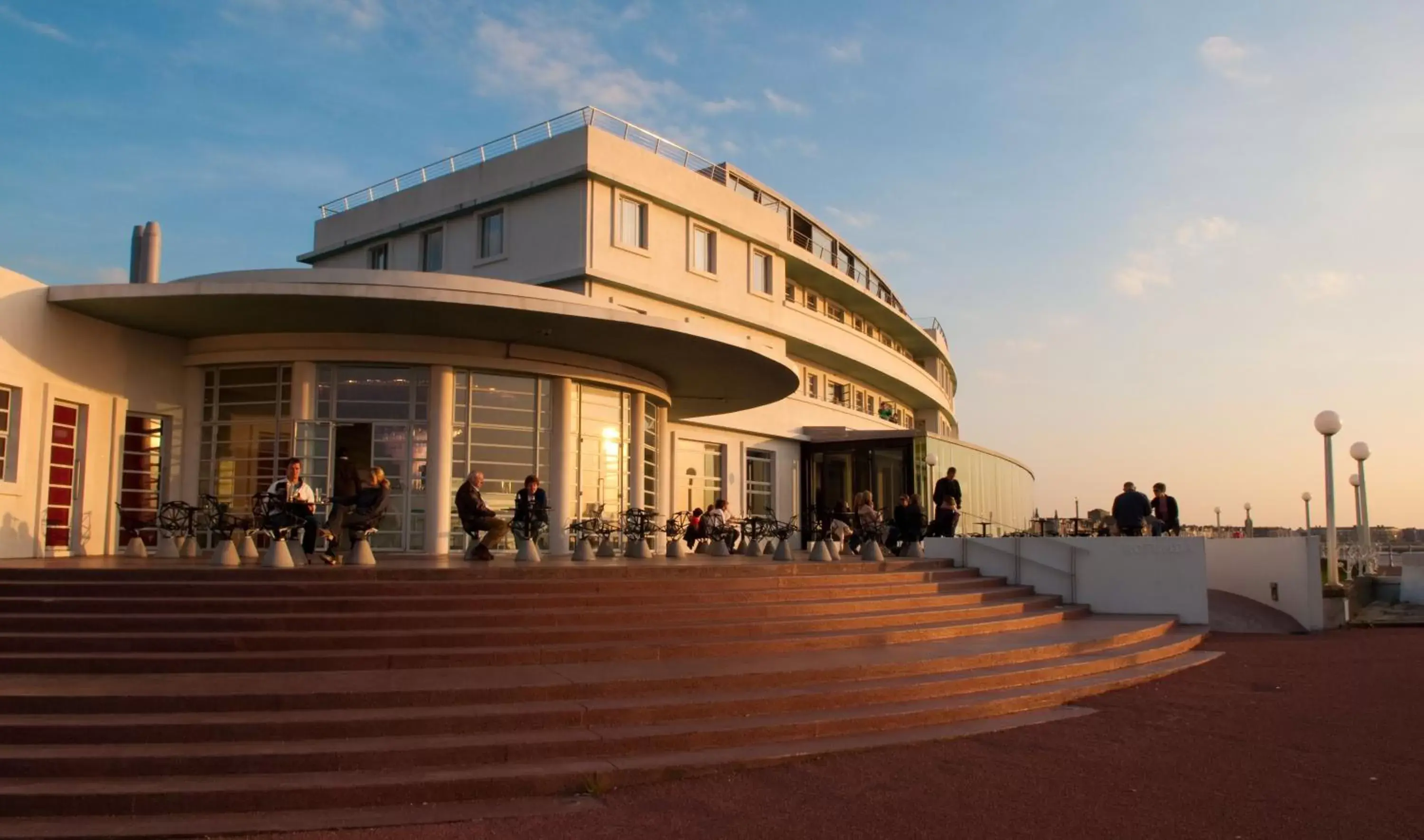 Balcony/Terrace, Property Building in Midland Hotel