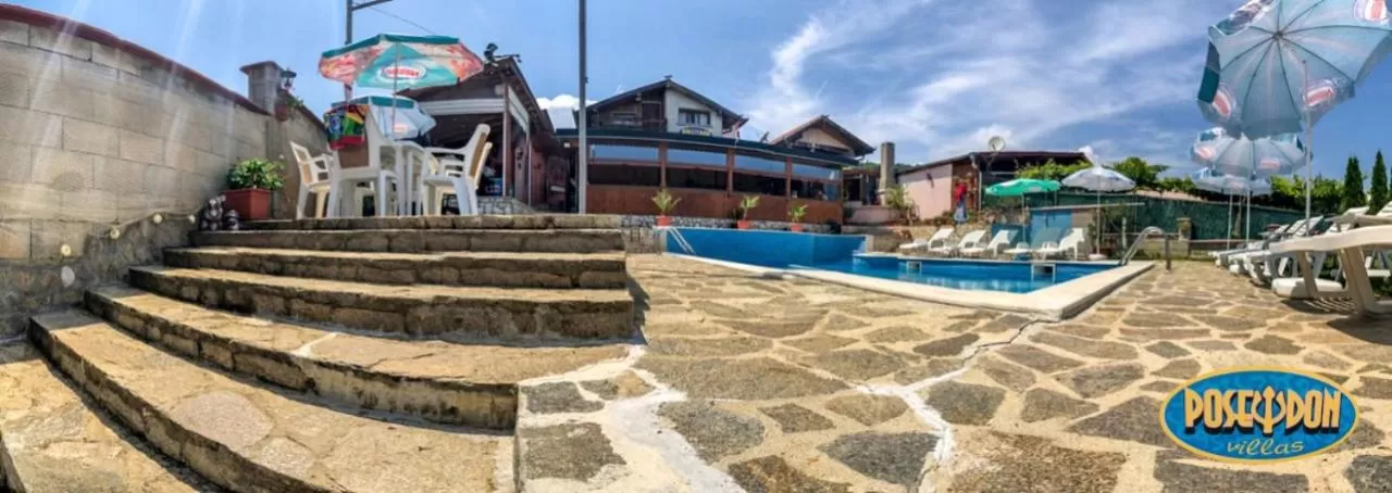 Swimming pool in Hotel Poseidon