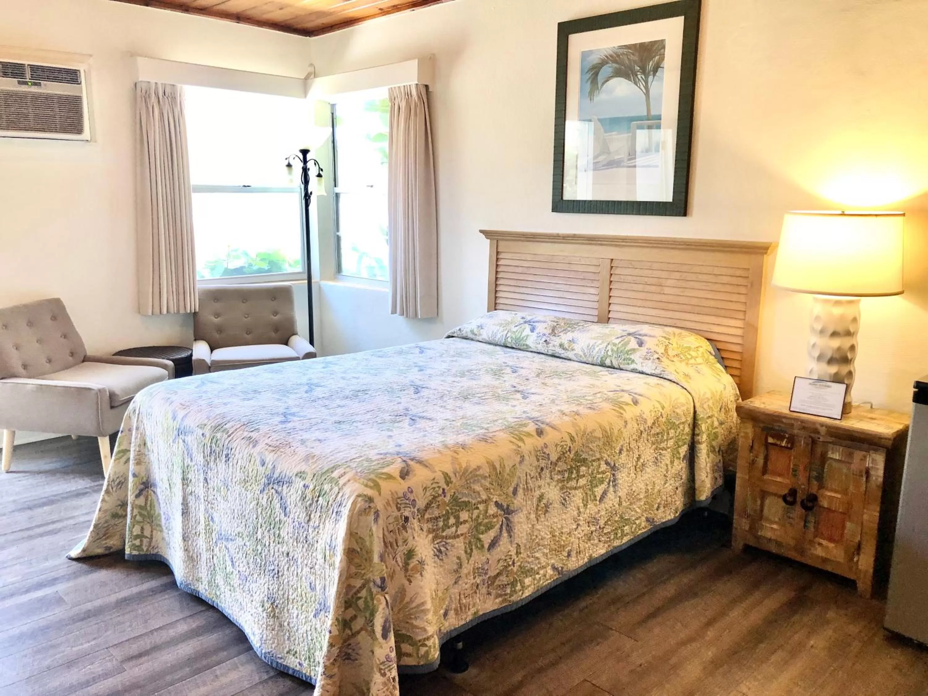 Bed in Surf Studio Beach Resort