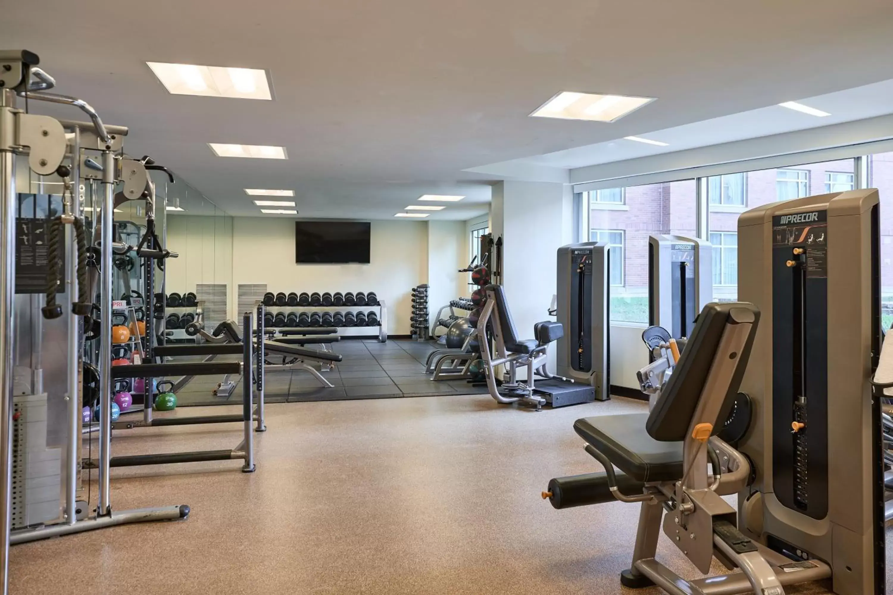 Fitness centre/facilities, Fitness Center/Facilities in Renaissance Arlington Capital View Hotel