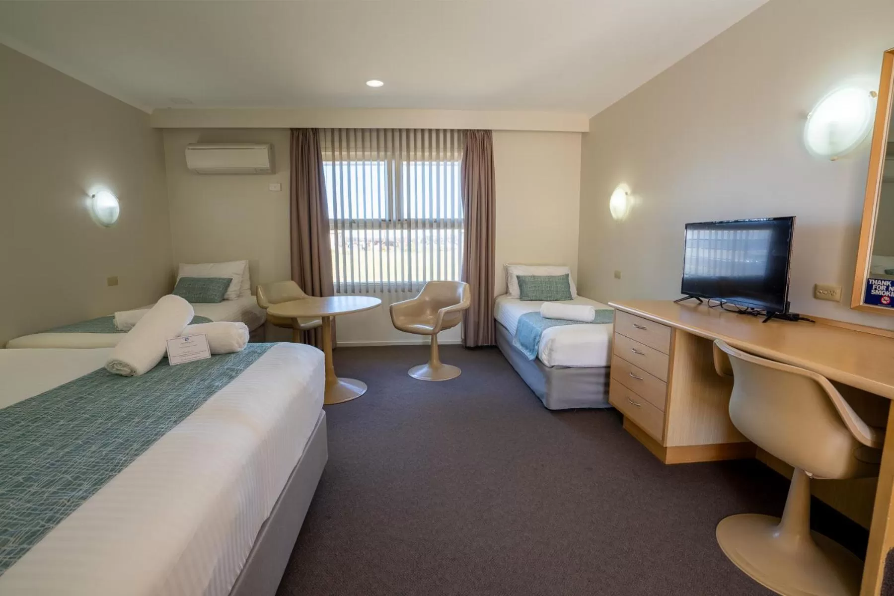 Bedroom, Bed in Hospitality Carnarvon, SureStay Collection by Best Western