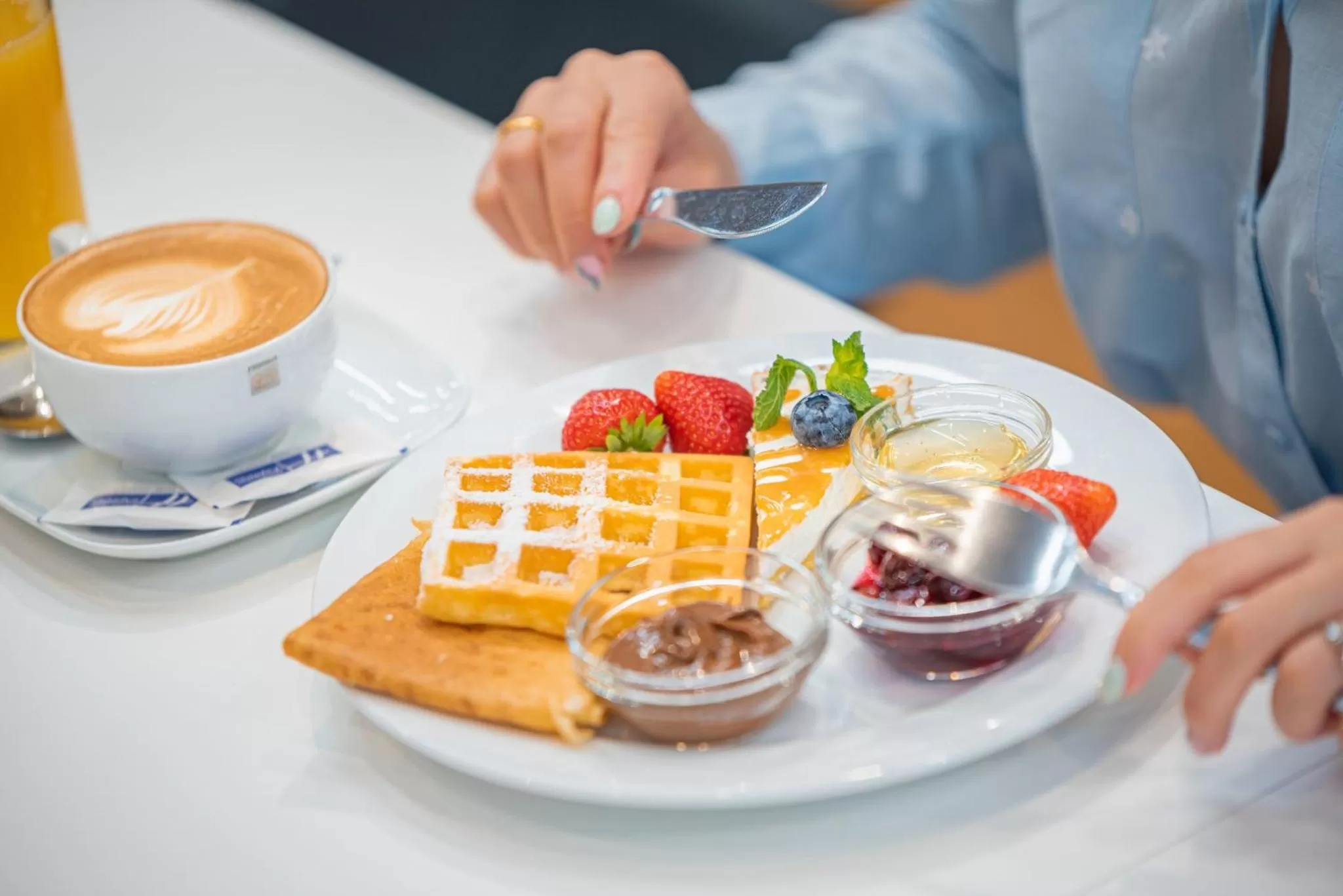 Breakfast in Holiday Inn Express - Yerevan by IHG