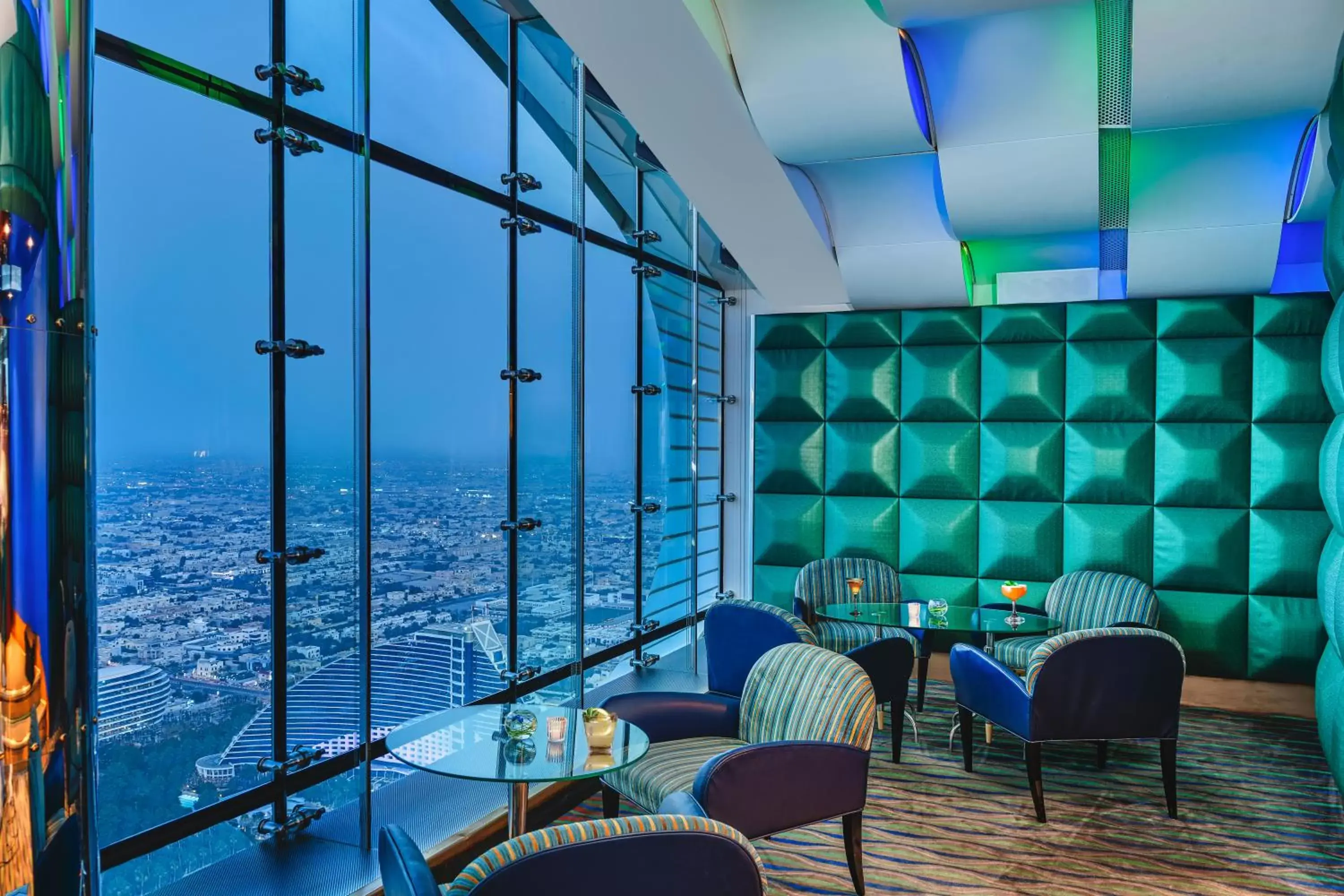 Lounge or bar in Burj Al Arab Jumeirah