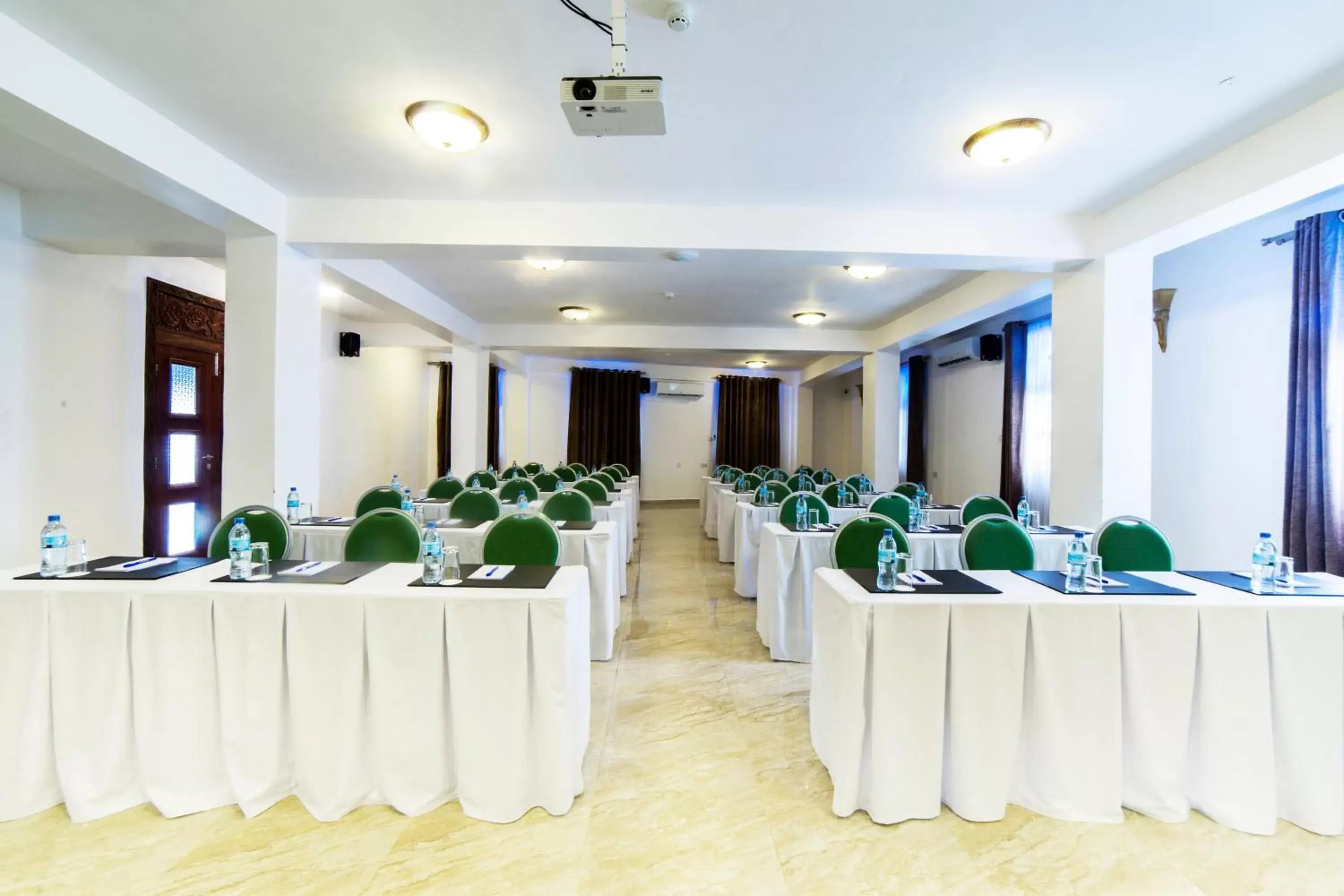 Banquet/Function facilities in Maru Maru Hotel