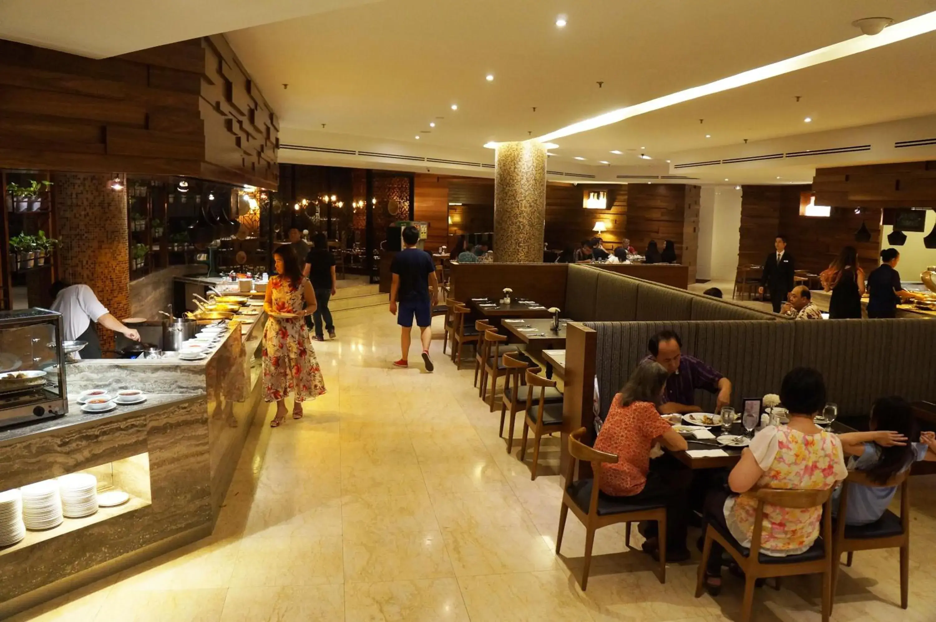 Restaurant/Places to Eat in Sabah Oriental Hotel