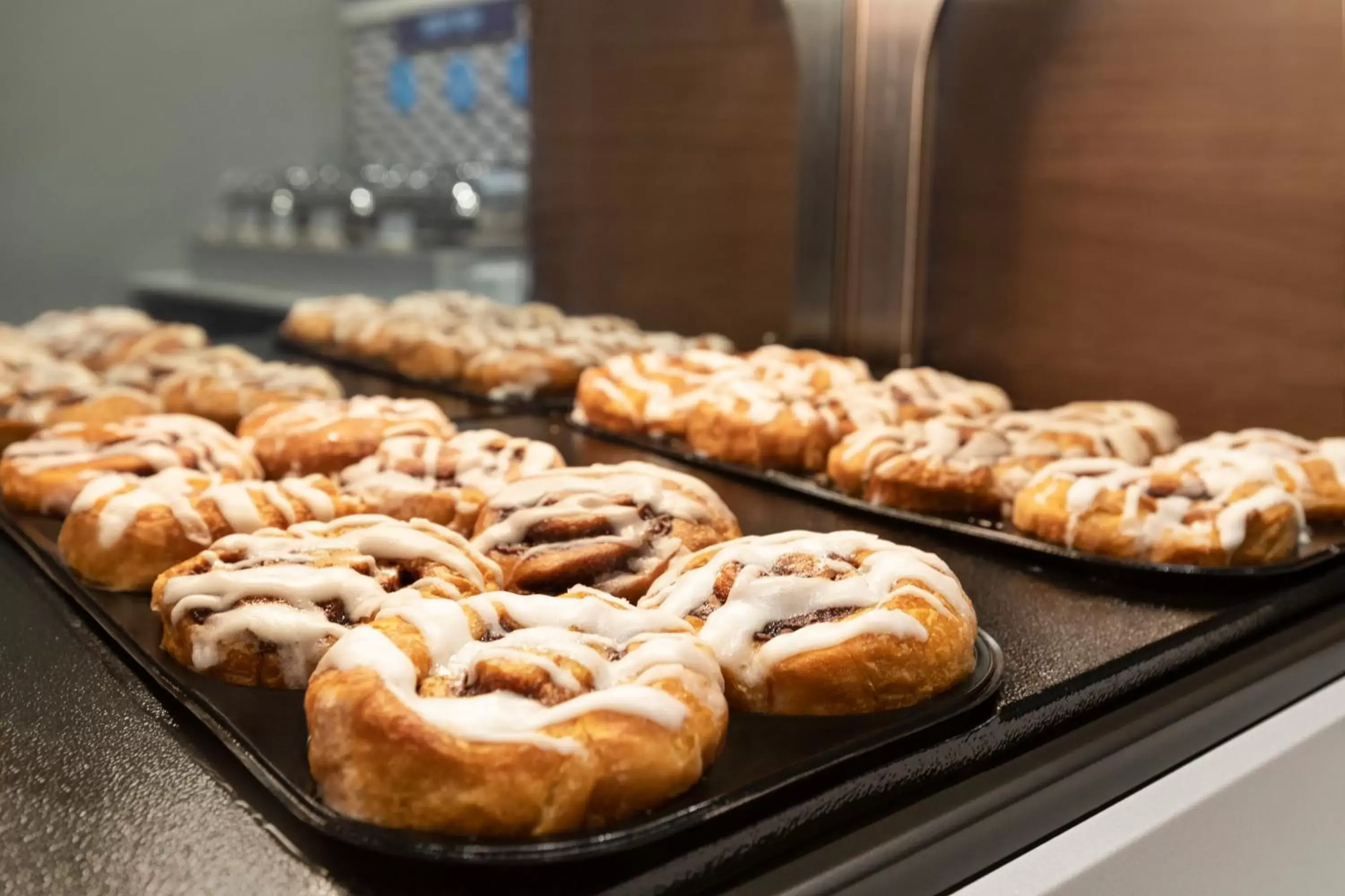 Breakfast, Food in Holiday Inn Express Hotel & Suites Fort Myers East - The Forum, an IHG Hotel