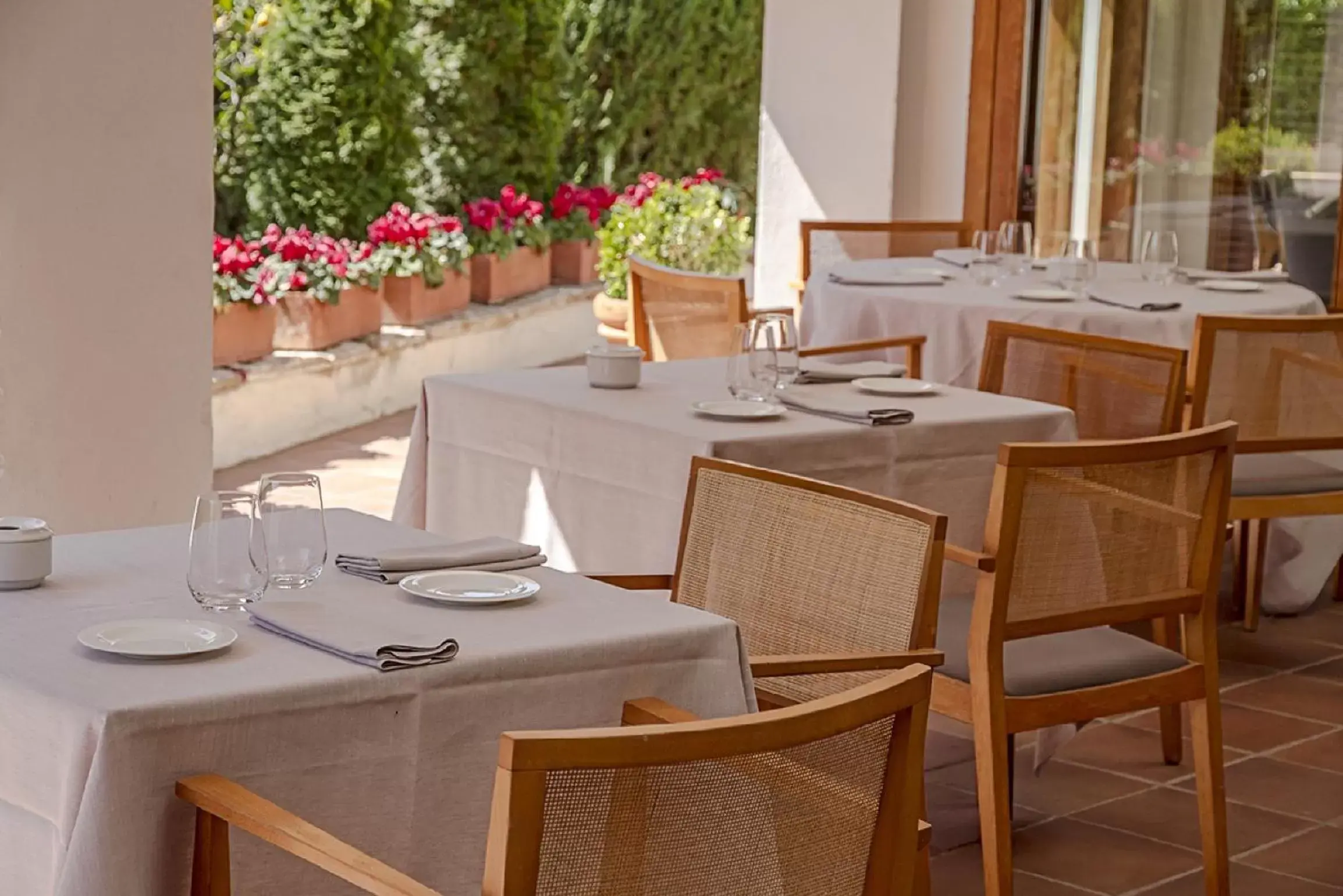 Balcony/Terrace, Restaurant/Places to Eat in Hotel Emporda