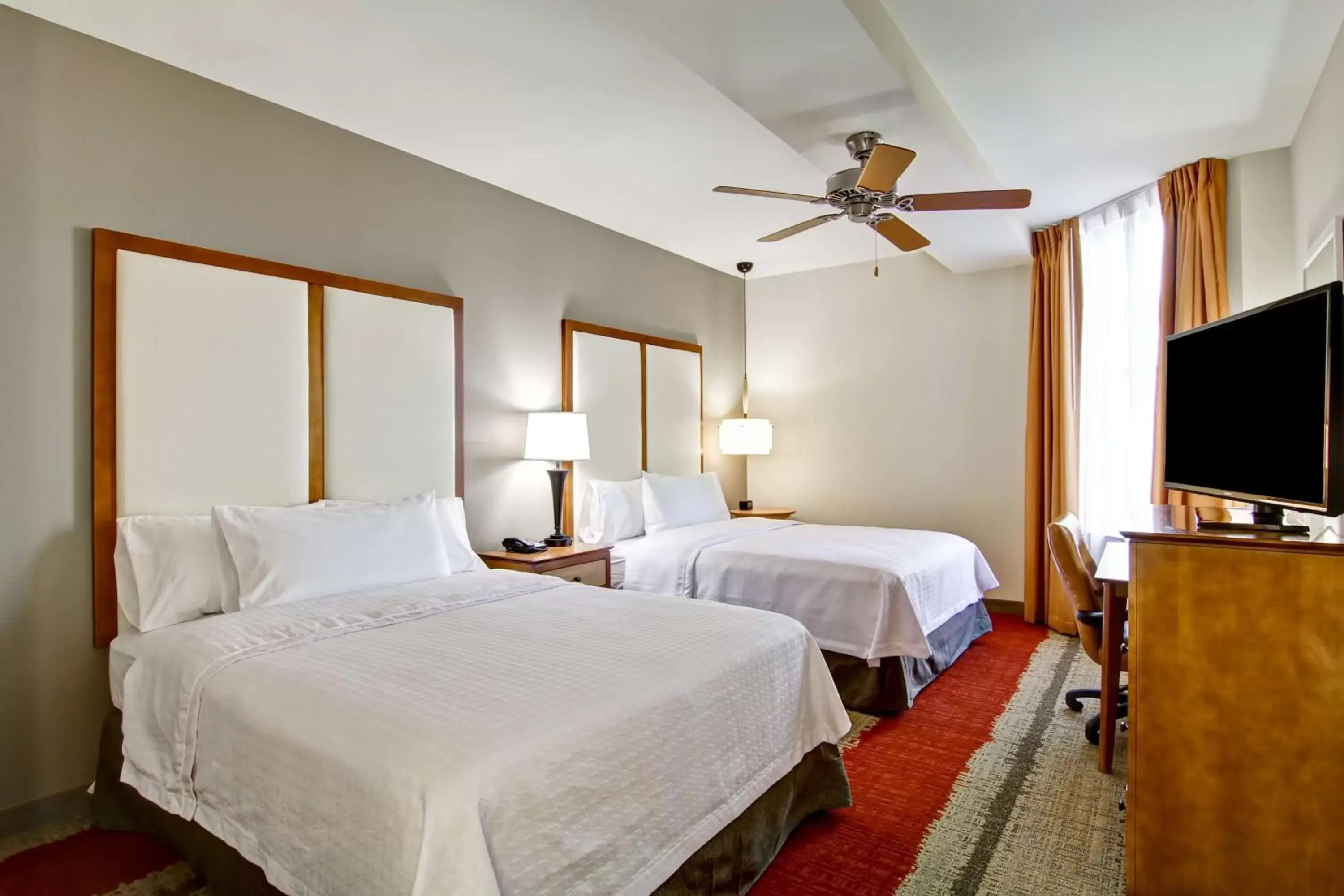 Bed in Homewood Suites by Hilton Cincinnati-Downtown