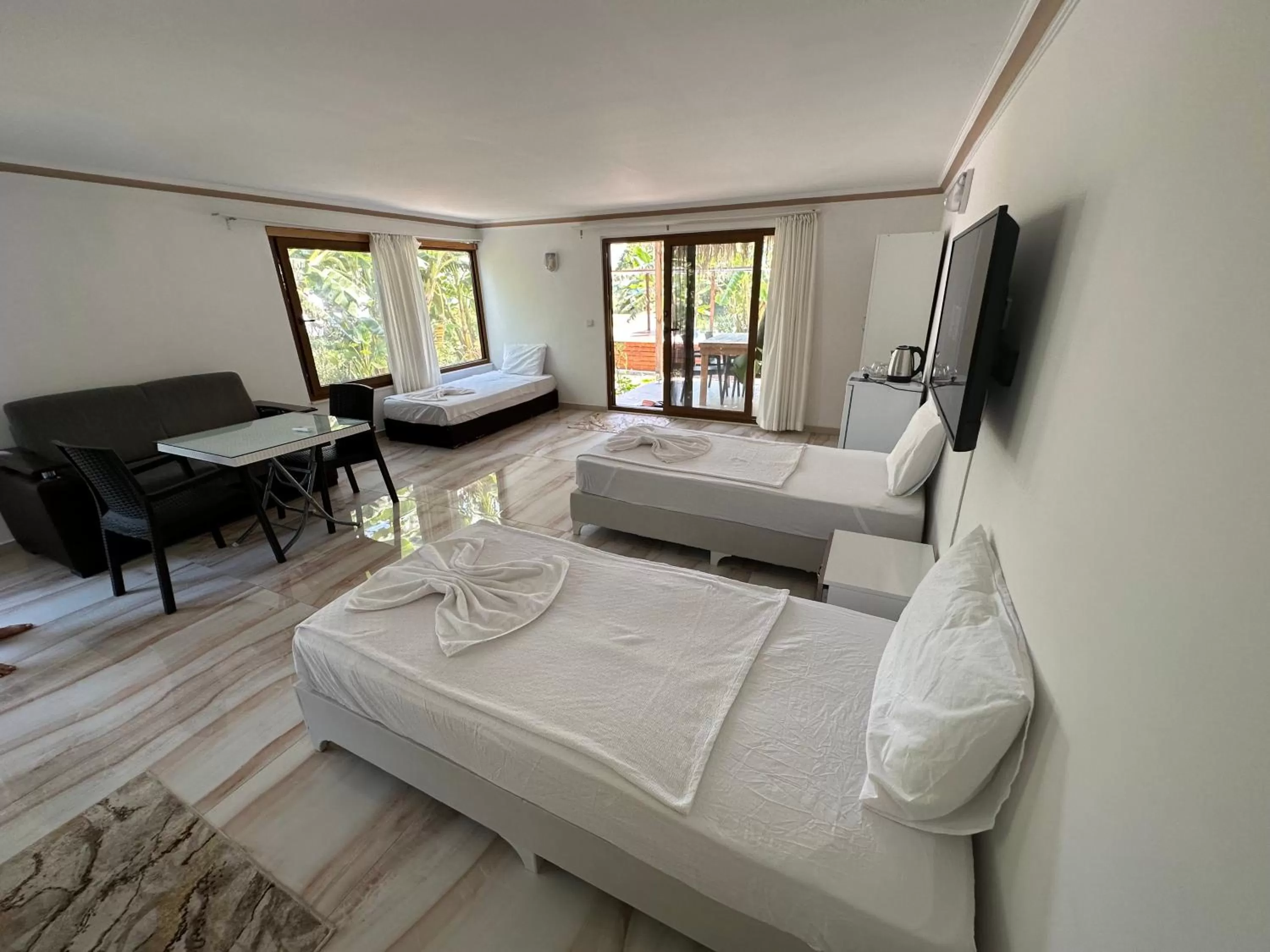 Seating Area in Kiriş Garden Hotel