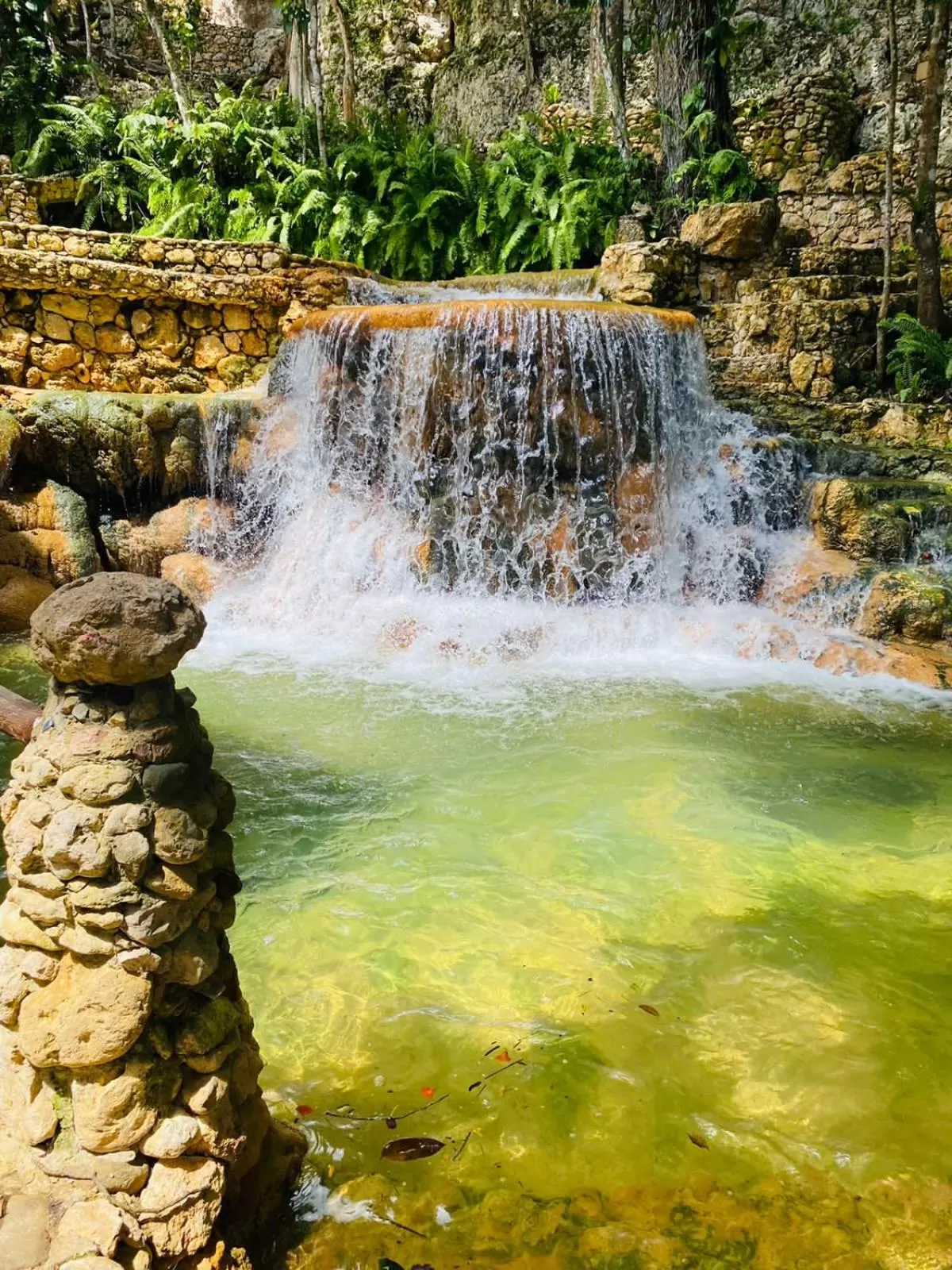 Nearby landmark in Altos de Caño Hondo