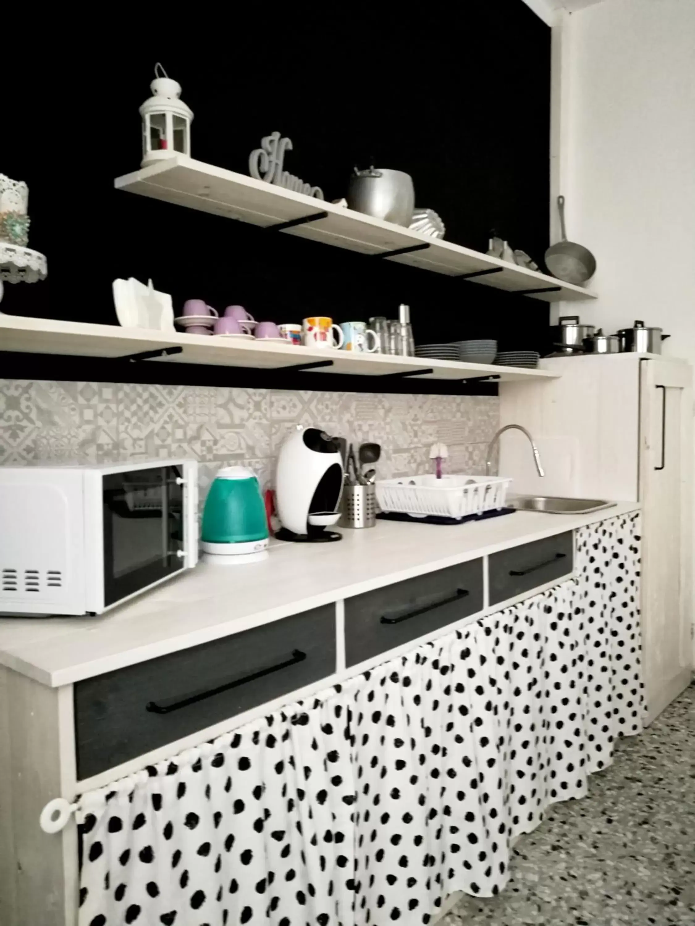 Coffee/tea facilities, Kitchen/Kitchenette in B&B Casa Dalma