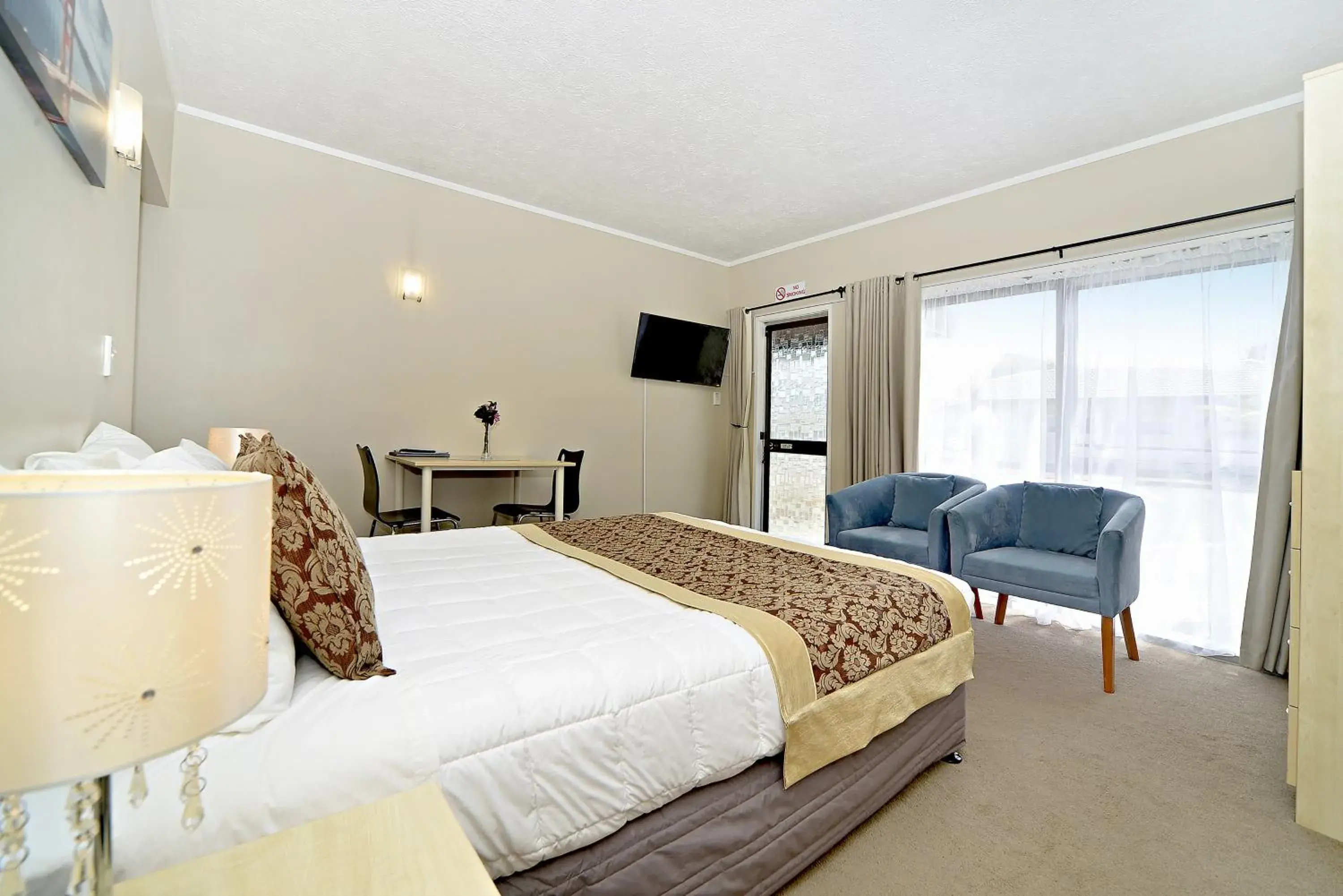 Bedroom, Bed in Takapuna Motor Lodge Bedroom, Bed in Takapuna Motor Lodge