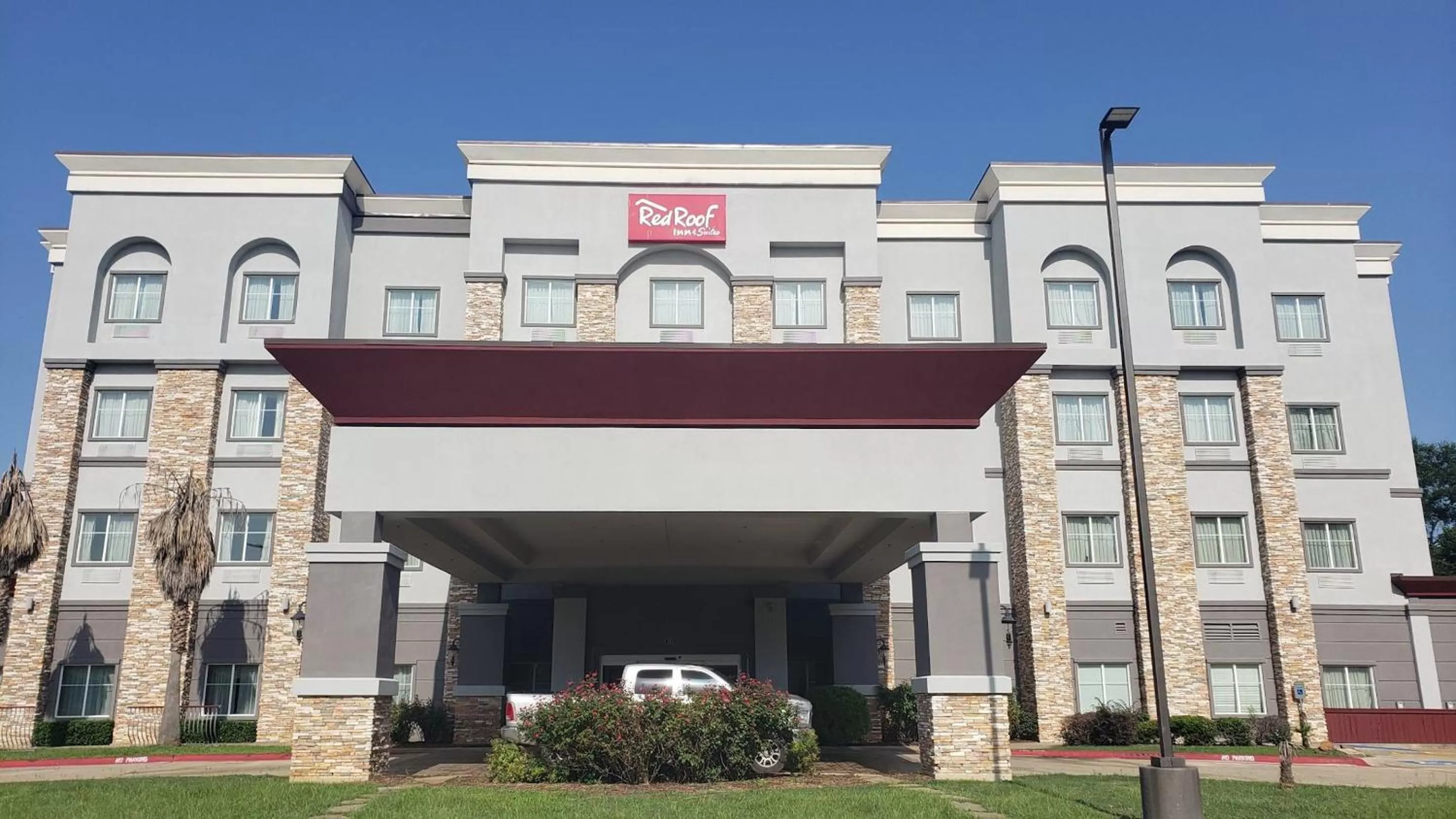 Property building in Red Roof Inn & Suites Longview