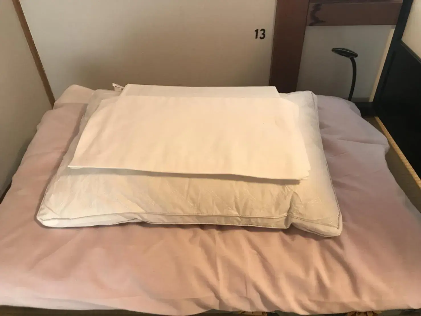 Bed in Saga International GuestHouse Hagakure