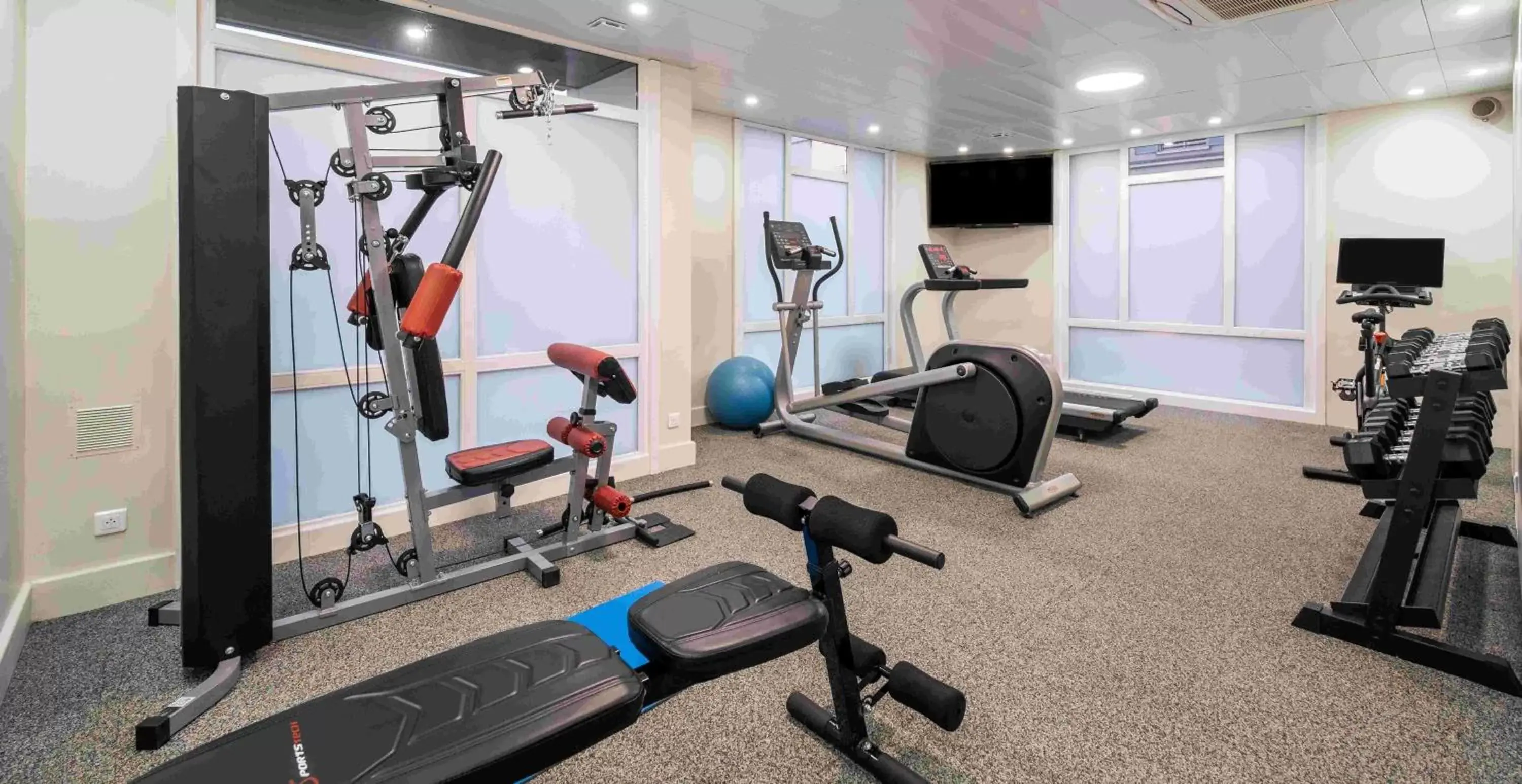 Fitness centre/facilities, Fitness Center/Facilities in Quality Suites Maisons-Laffitte Paris Ouest