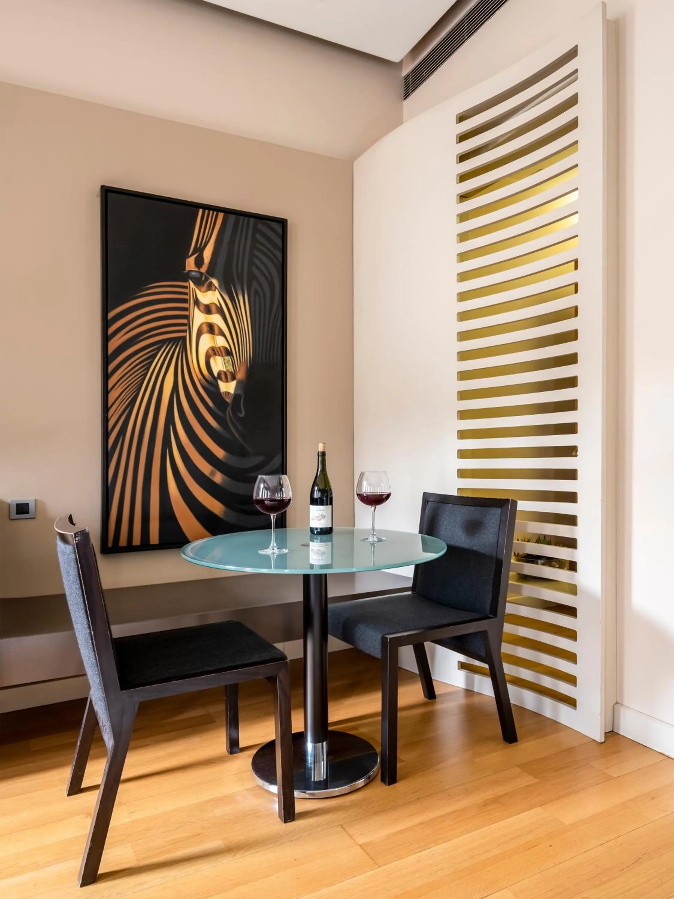 Living room in Ansen Hotel and Suites