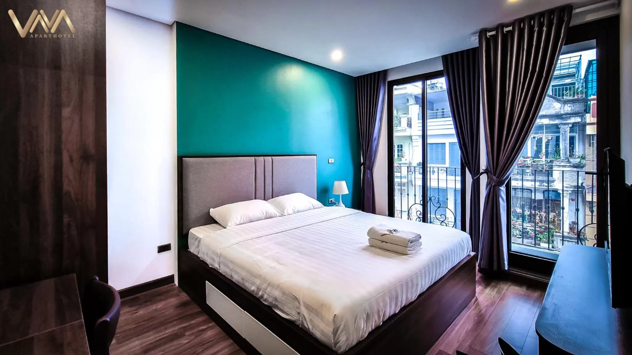 Bed in VNAHOMES APARTHOTEL