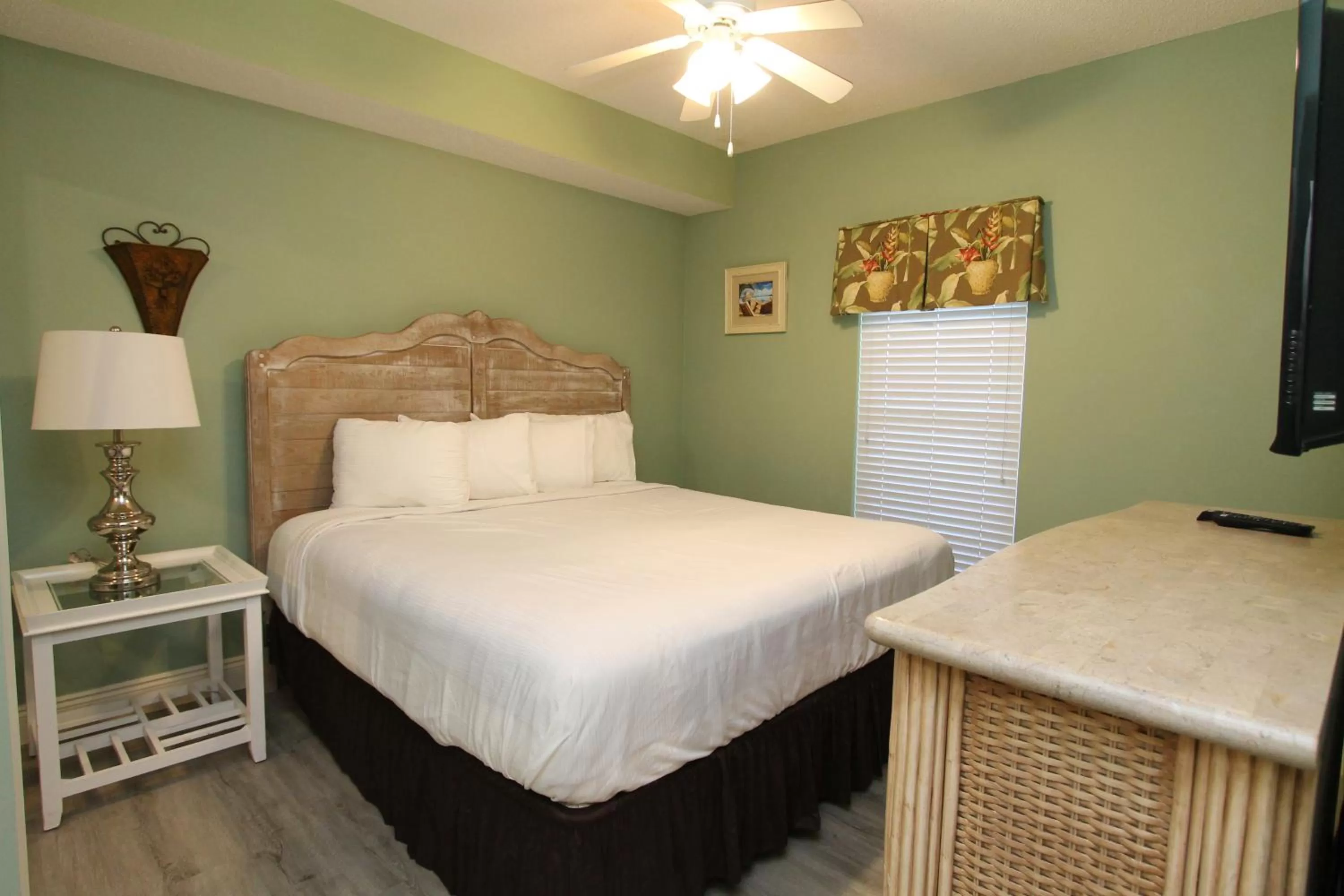 Bed in Majestic Beach Resort, Panama City Beach, Fl