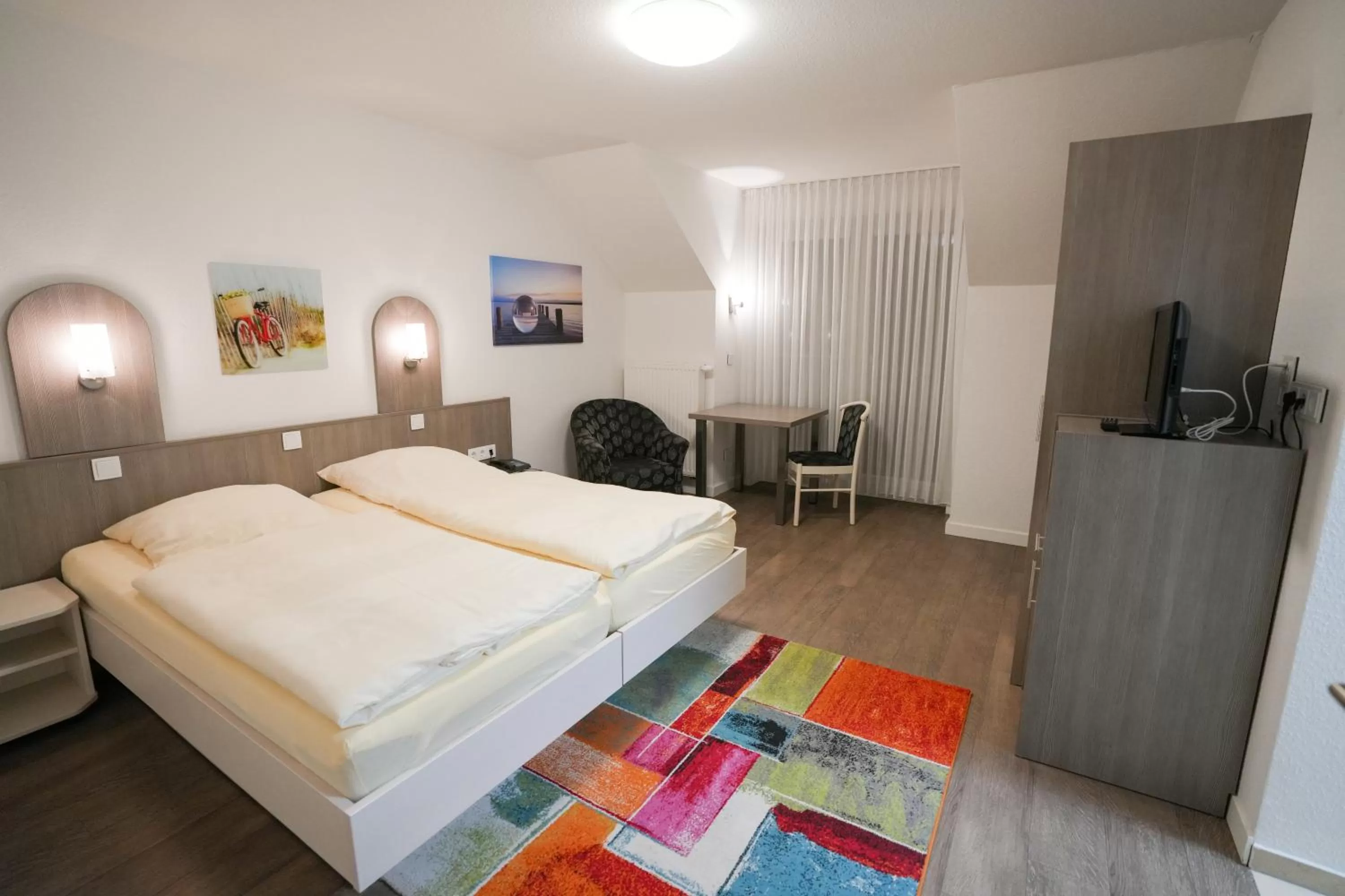 Photo of the whole room, Bed in Hotel Lingemann