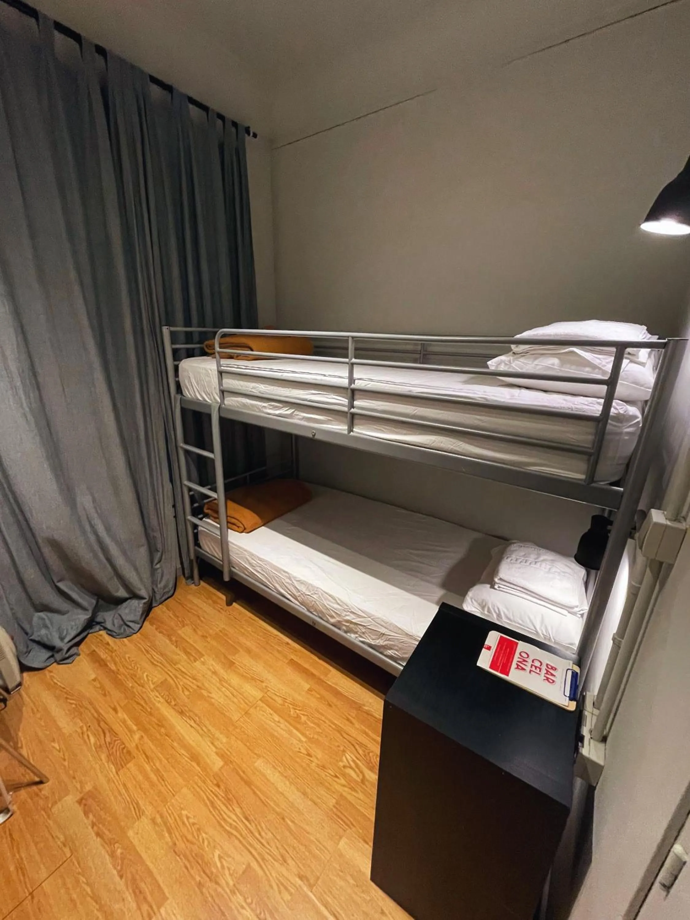 Twin Room with Shared Bathroom in Buba House - Women Only Hostel