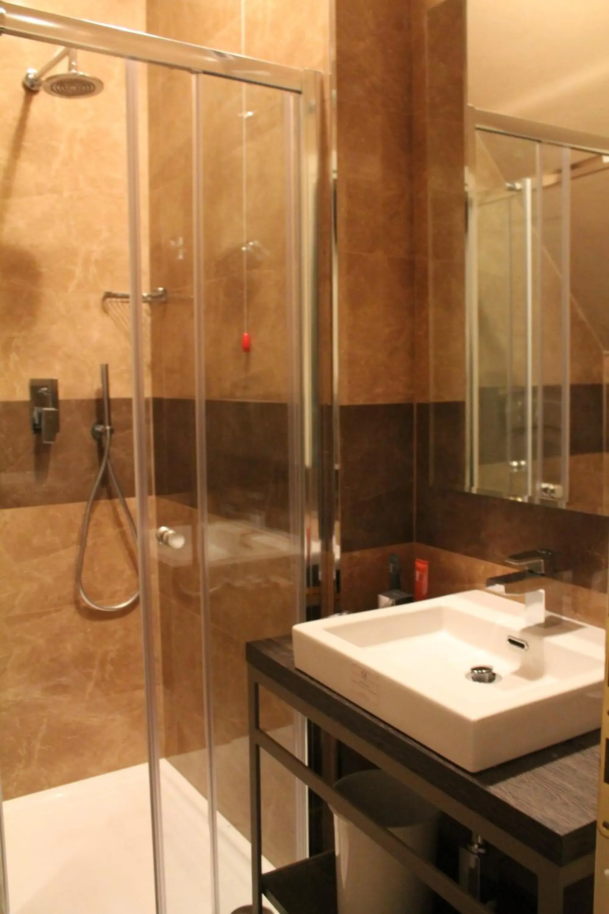 Bathroom in Hotel Mozart