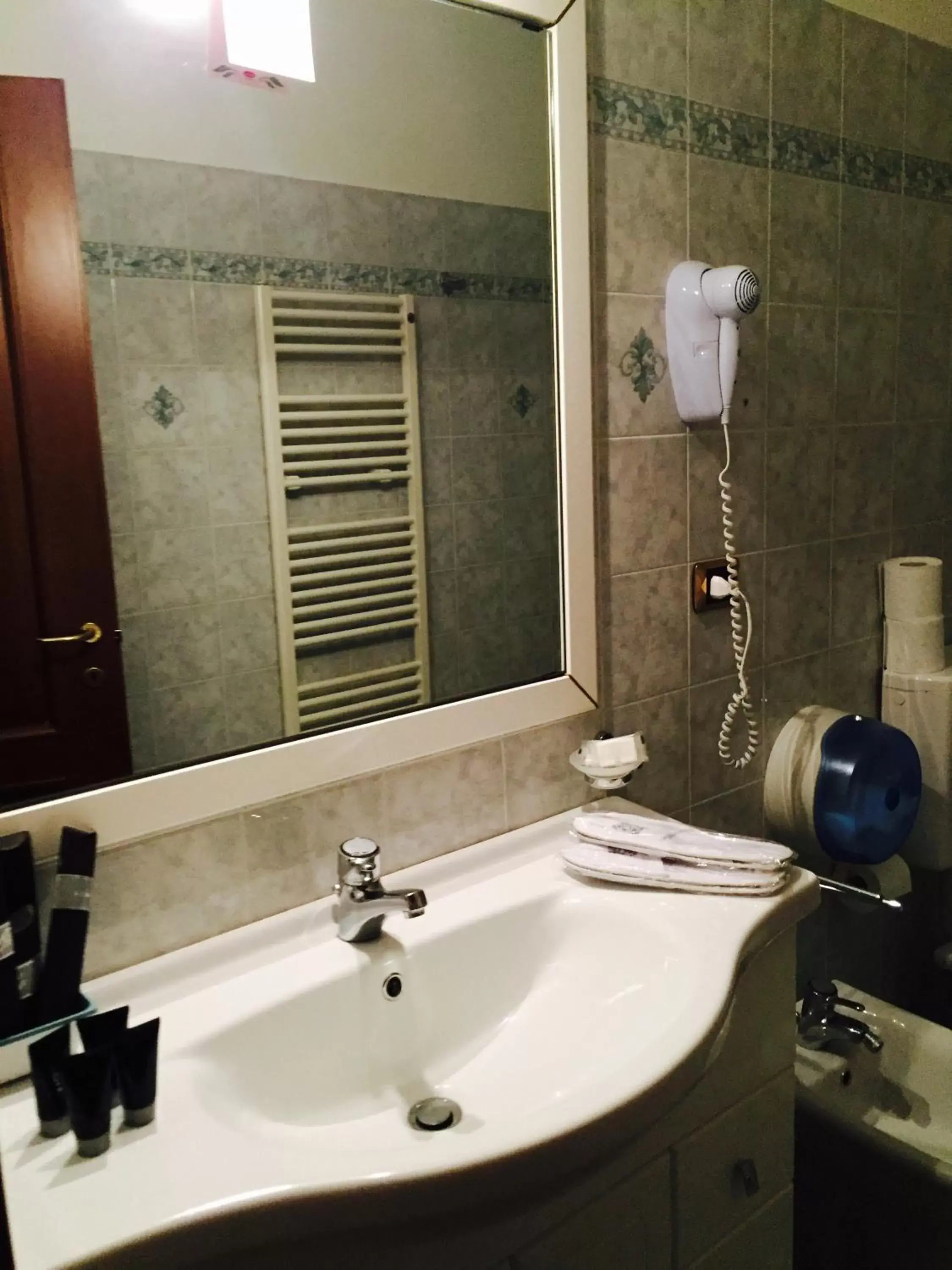 Bathroom in Hotel Martin