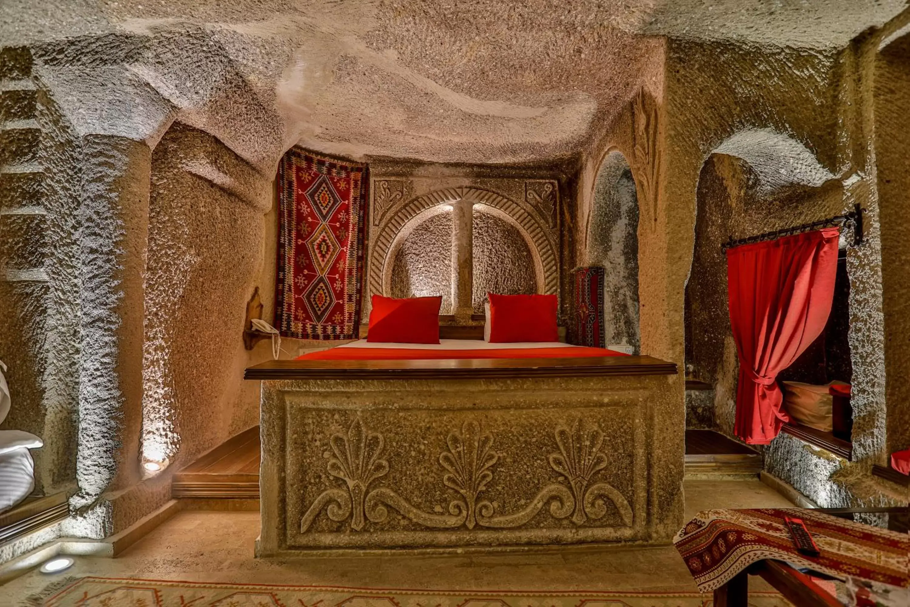 Bed in Hidden Cave Hotel