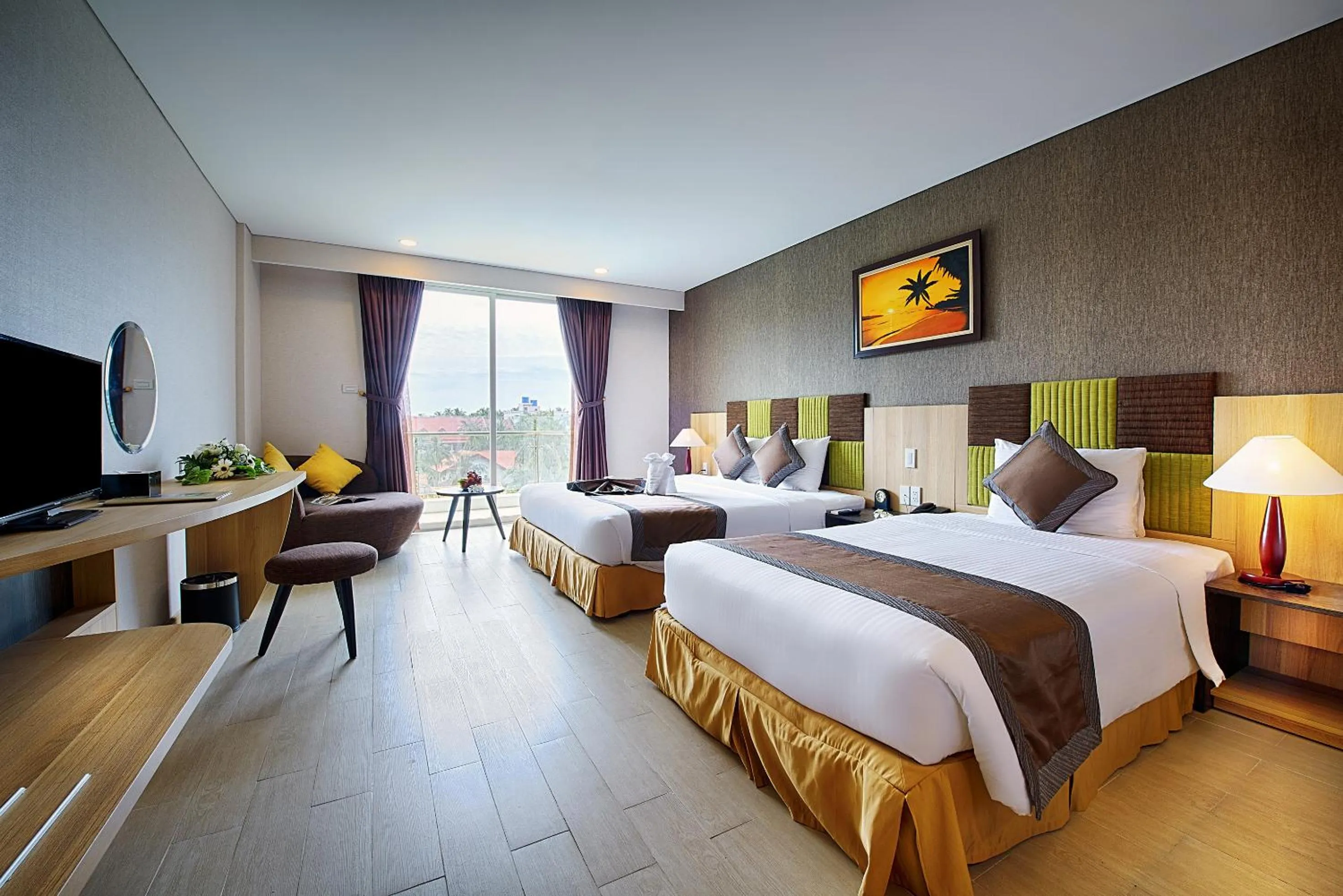 Property building, Bed in Muong Thanh Holiday Muine Hotel