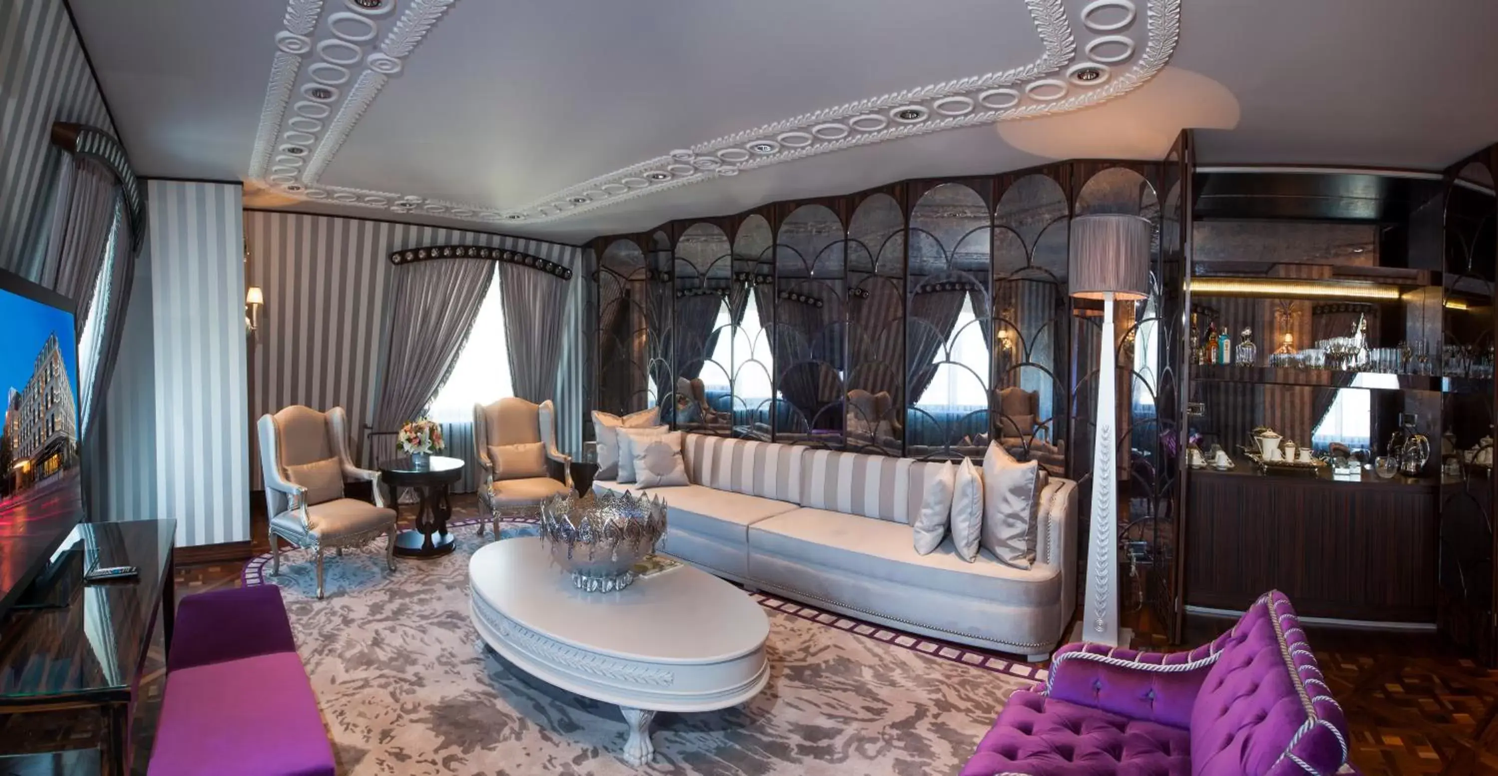 Seating area in Wyndham Grand Istanbul Kalamış Marina Hotel
