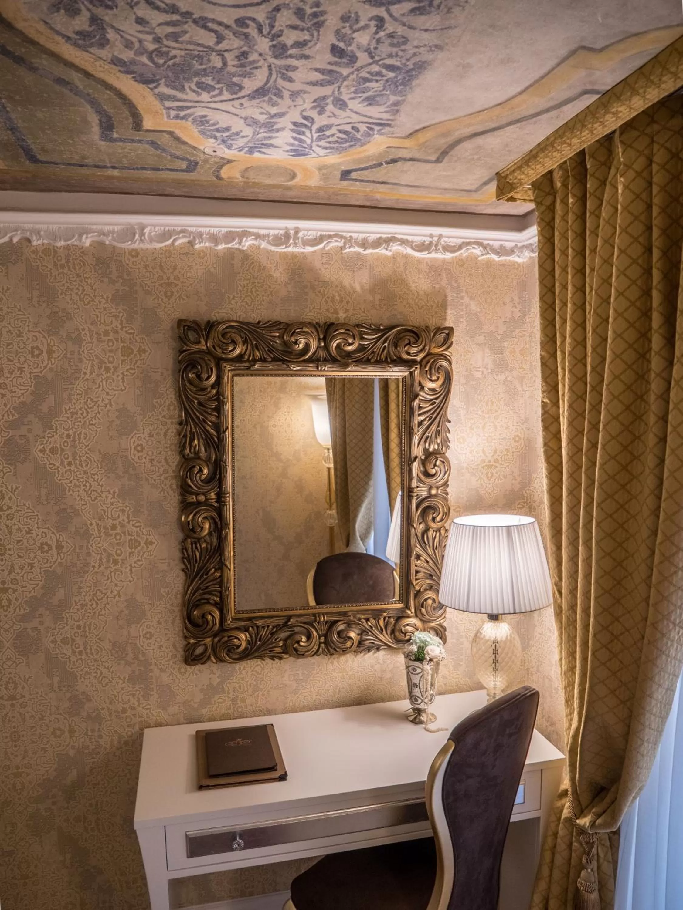 Decorative detail in EGO' Boutique Hotel - The Silk Road