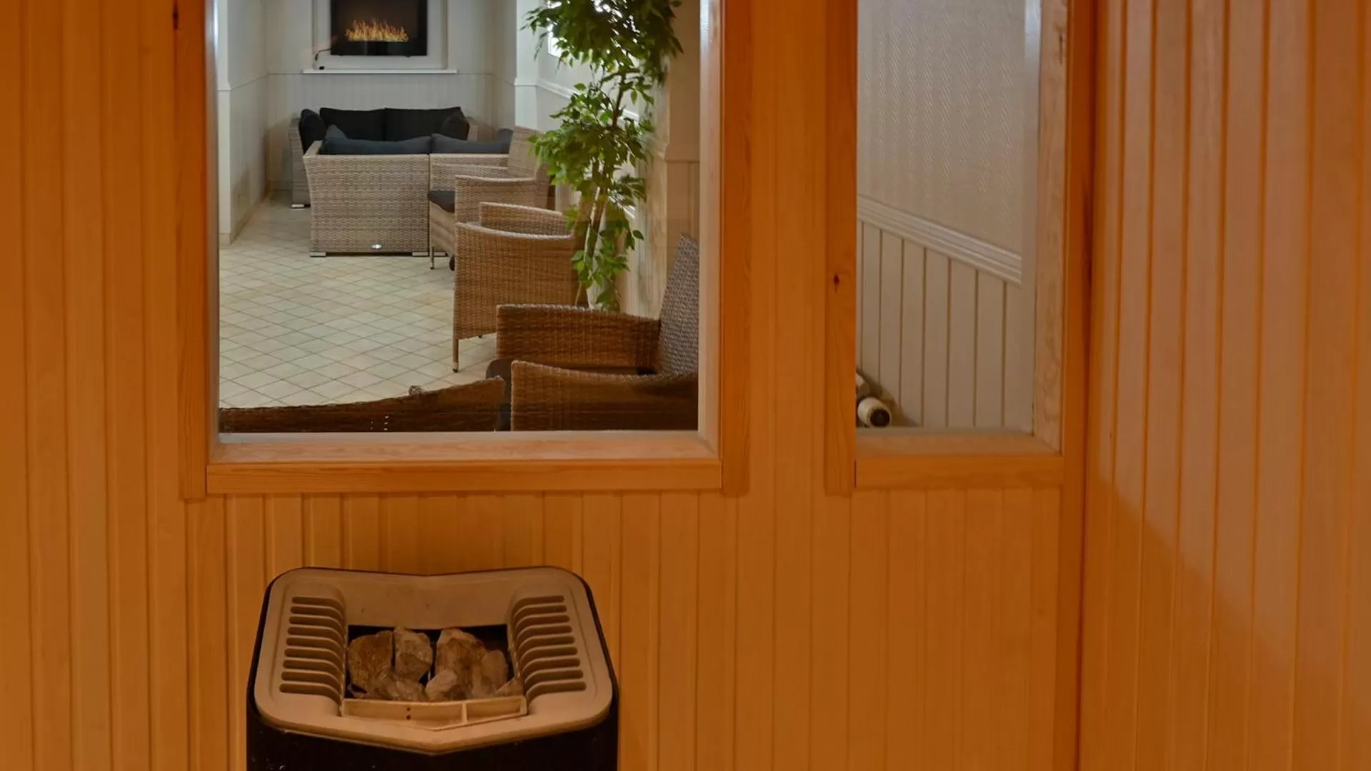 Sauna in Hotel Amadeus by First