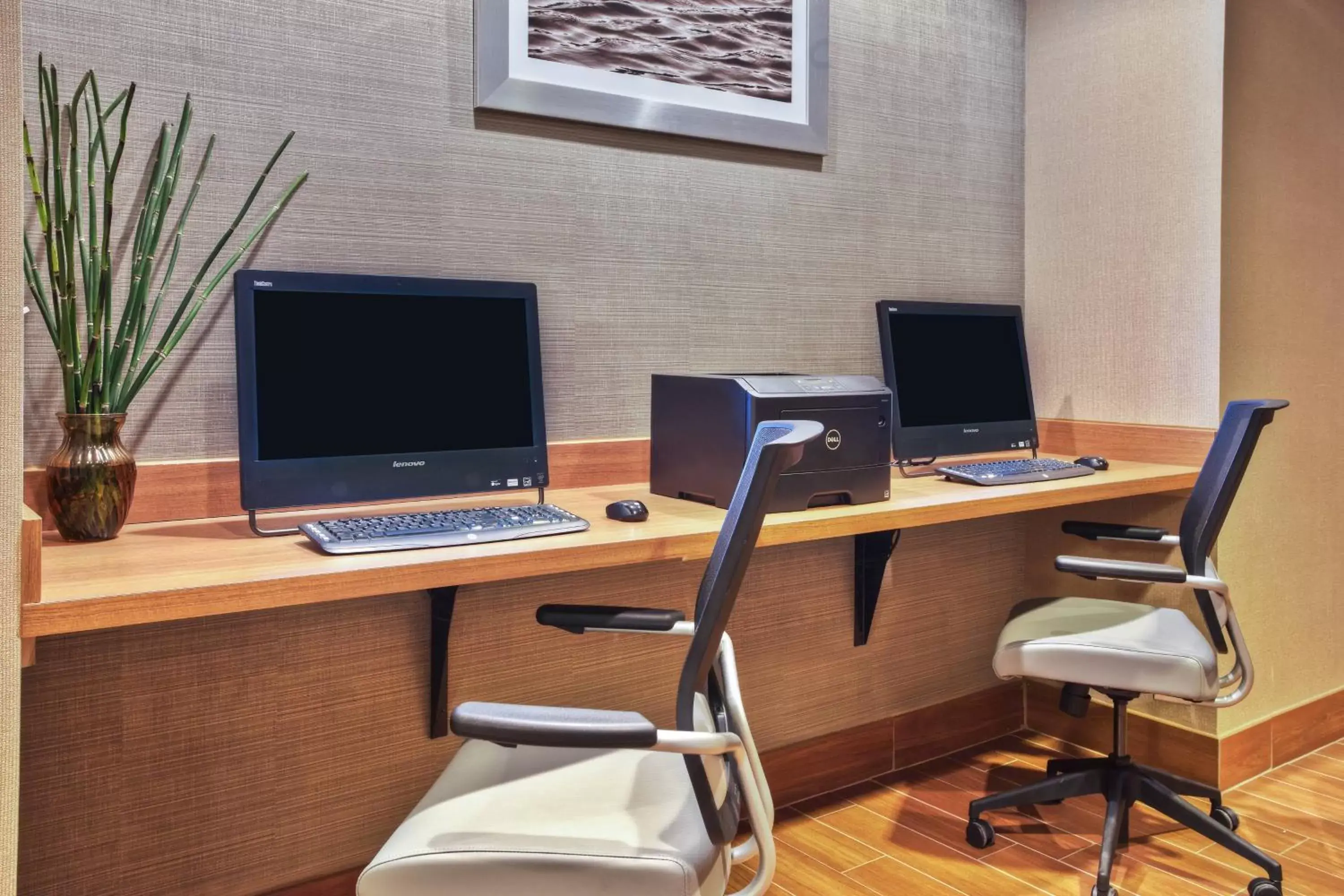 Business facilities in SpringHill Suites by Marriott Chicago Southwest at Burr Ridge Hinsdale
