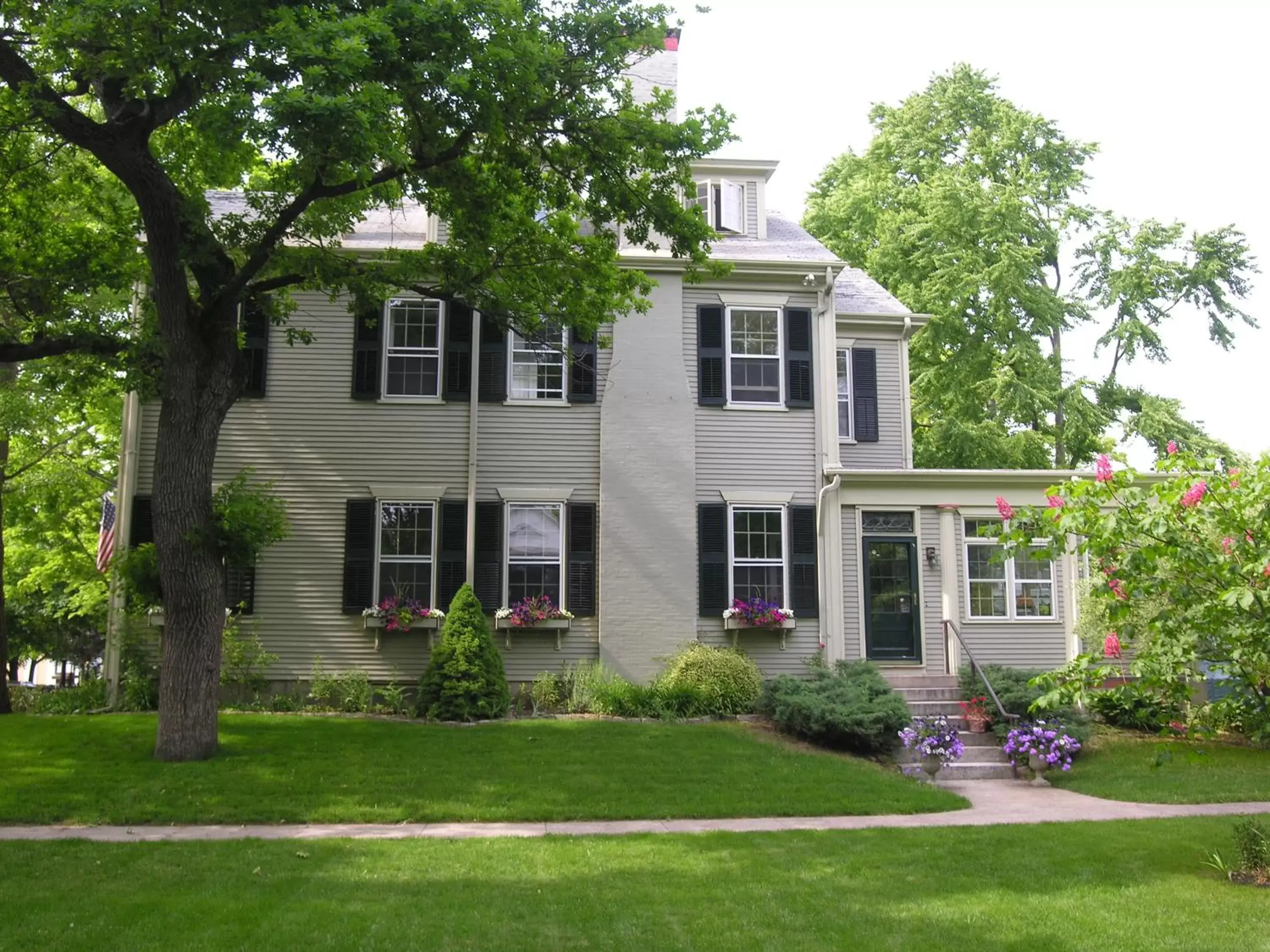 Property Building in Delano Homestead Bed and Breakfast