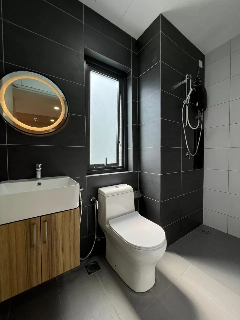 Shower, Bathroom in Horizon Suites by CH Homes , Sepang near by KLIA - KLIA 2