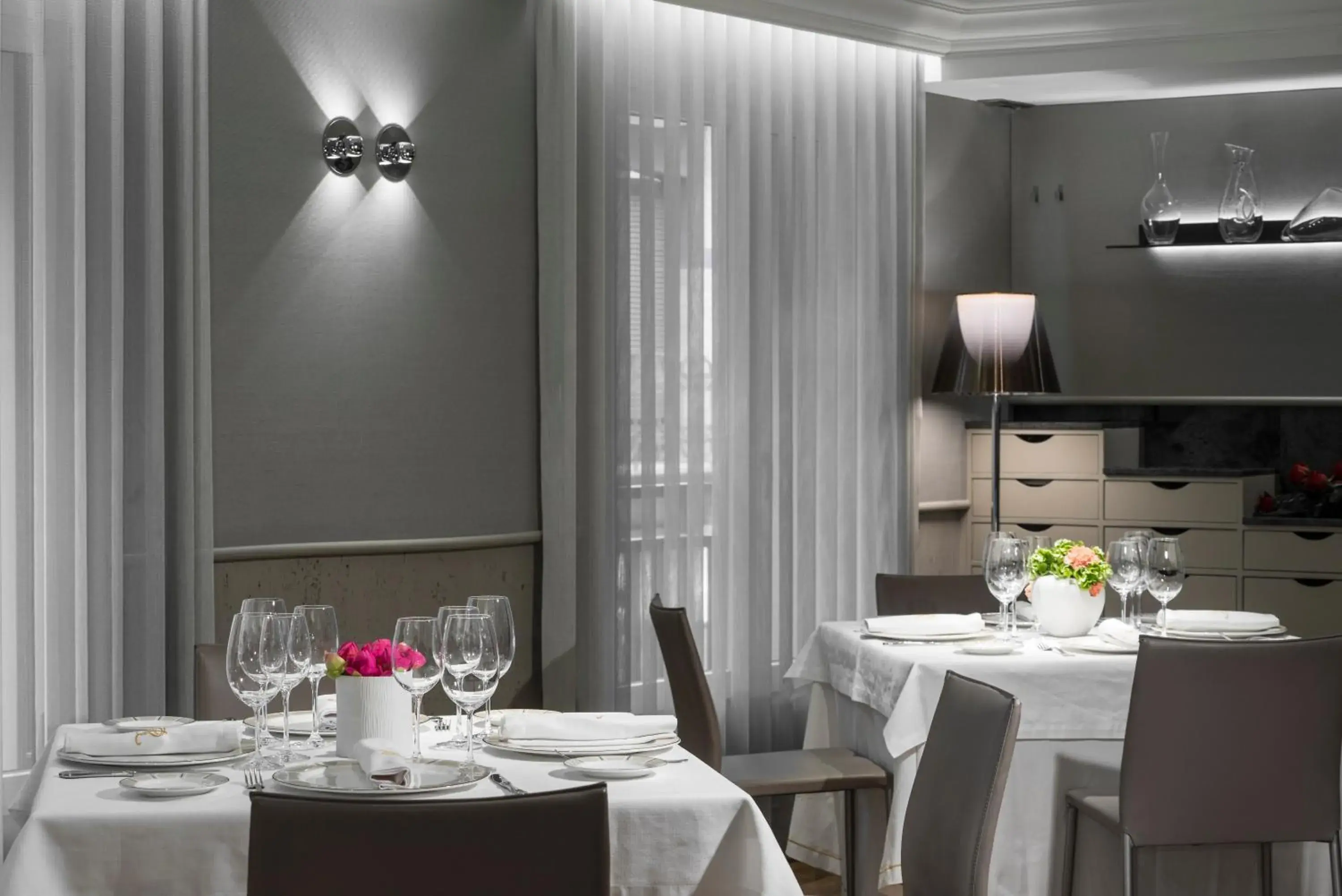 Restaurant/Places to Eat in Sercotel Europa