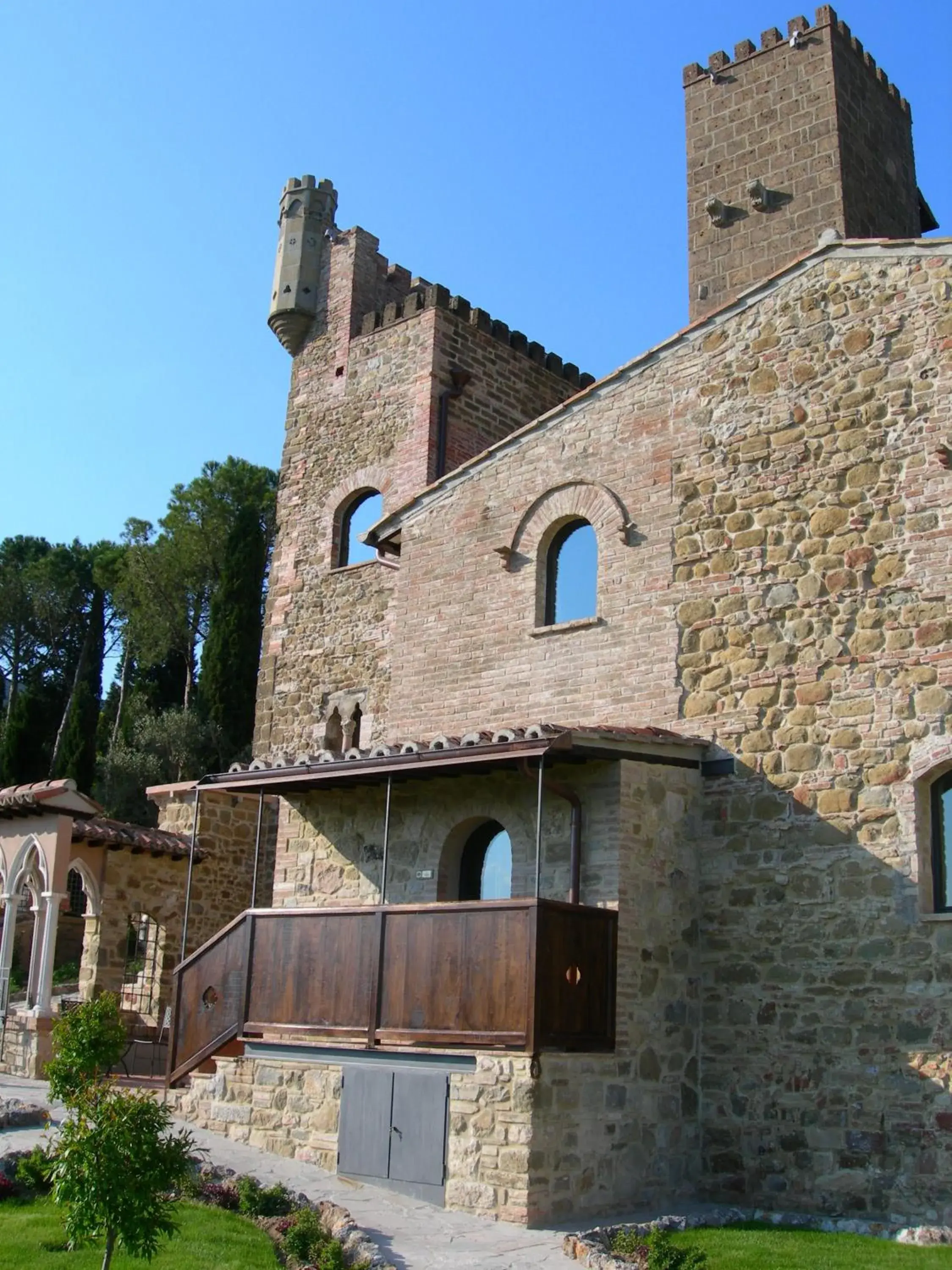 Facade/entrance, Property Building in Castello Di Monterone