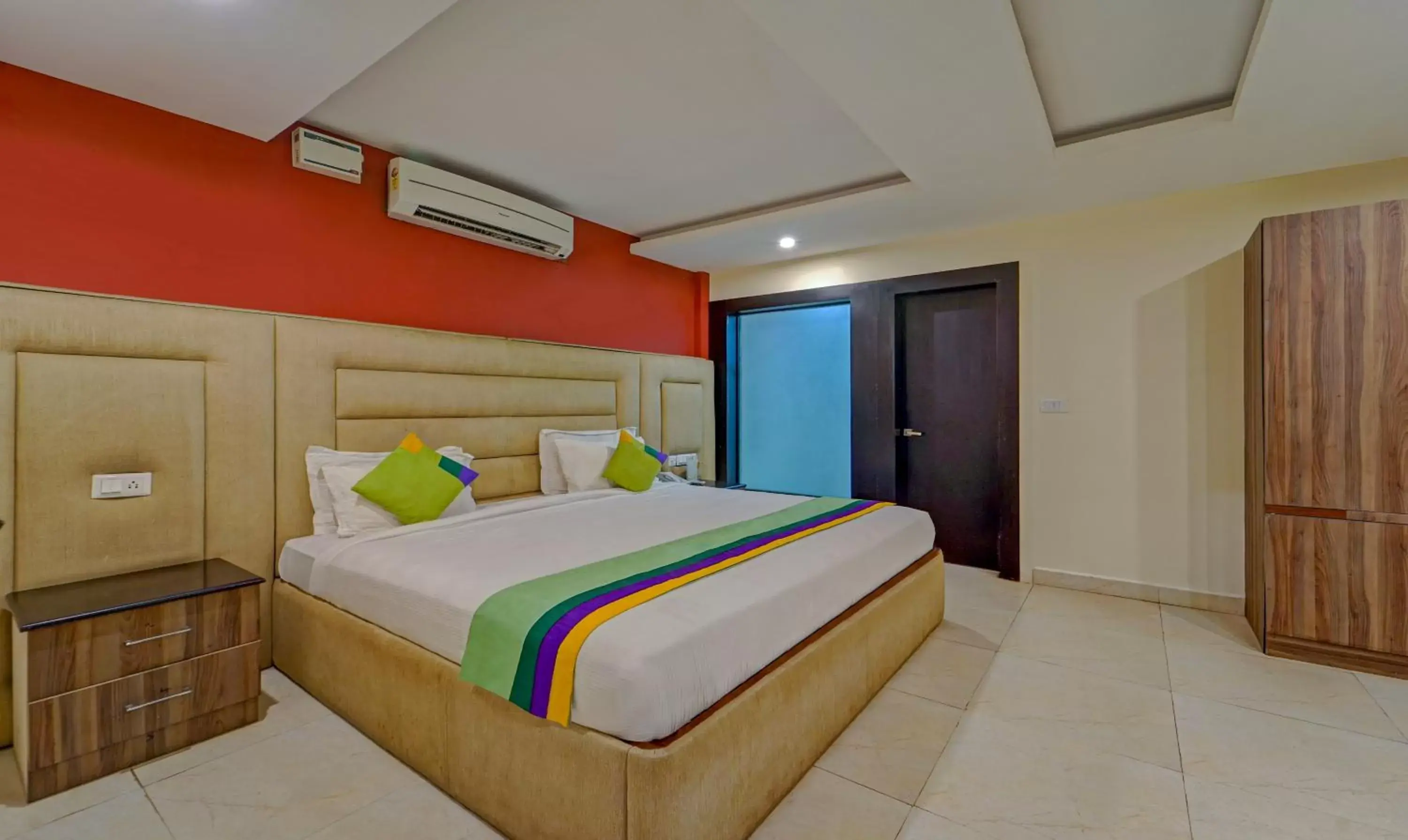 Treebo Elan Treebo Elan